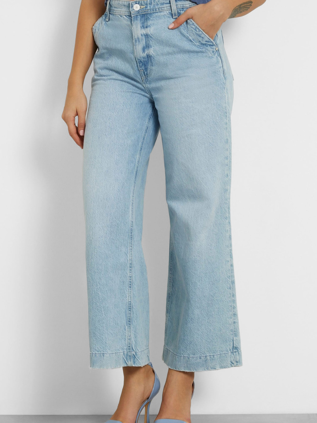 Прямі джинси GUESS модель W4GA77.D5B66;SEAD Прямі джинси GUESS модель W4GA77.D5B66;SEAD Фото