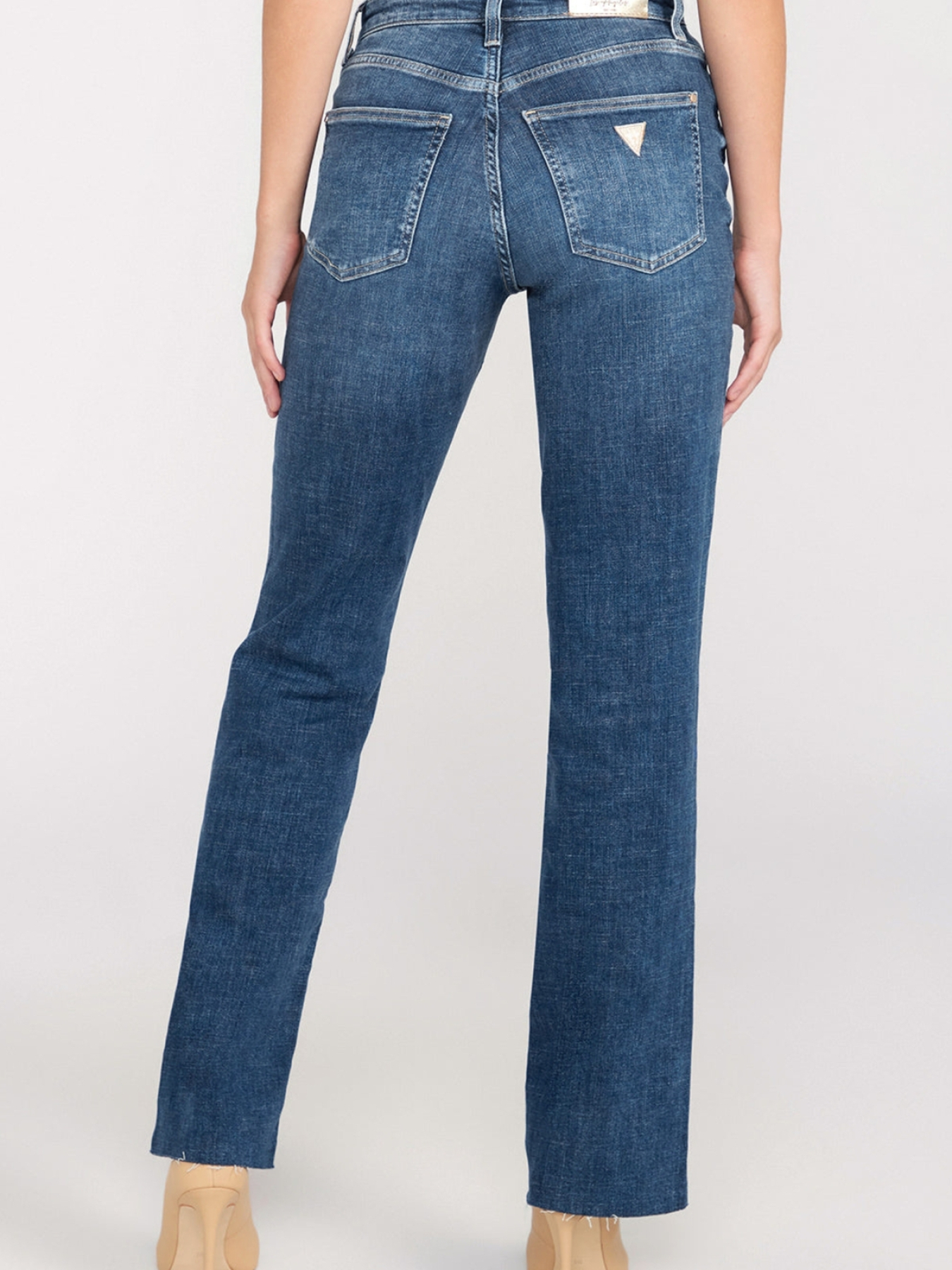 Прямые джинсы GUESS модель W4RA33.D5921;ETSH Прямые джинсы GUESS модель W4RA33.D5921;ETSH Фото