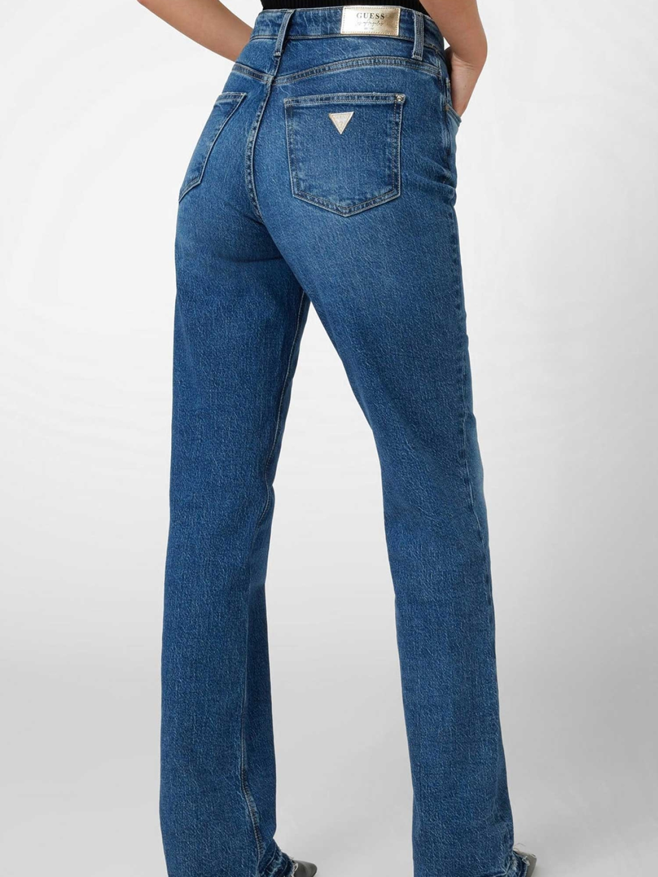 Прямые джинсы GUESS модель W4YA33.D5DD4;OHMY Прямые джинсы GUESS модель W4YA33.D5DD4;OHMY Фото