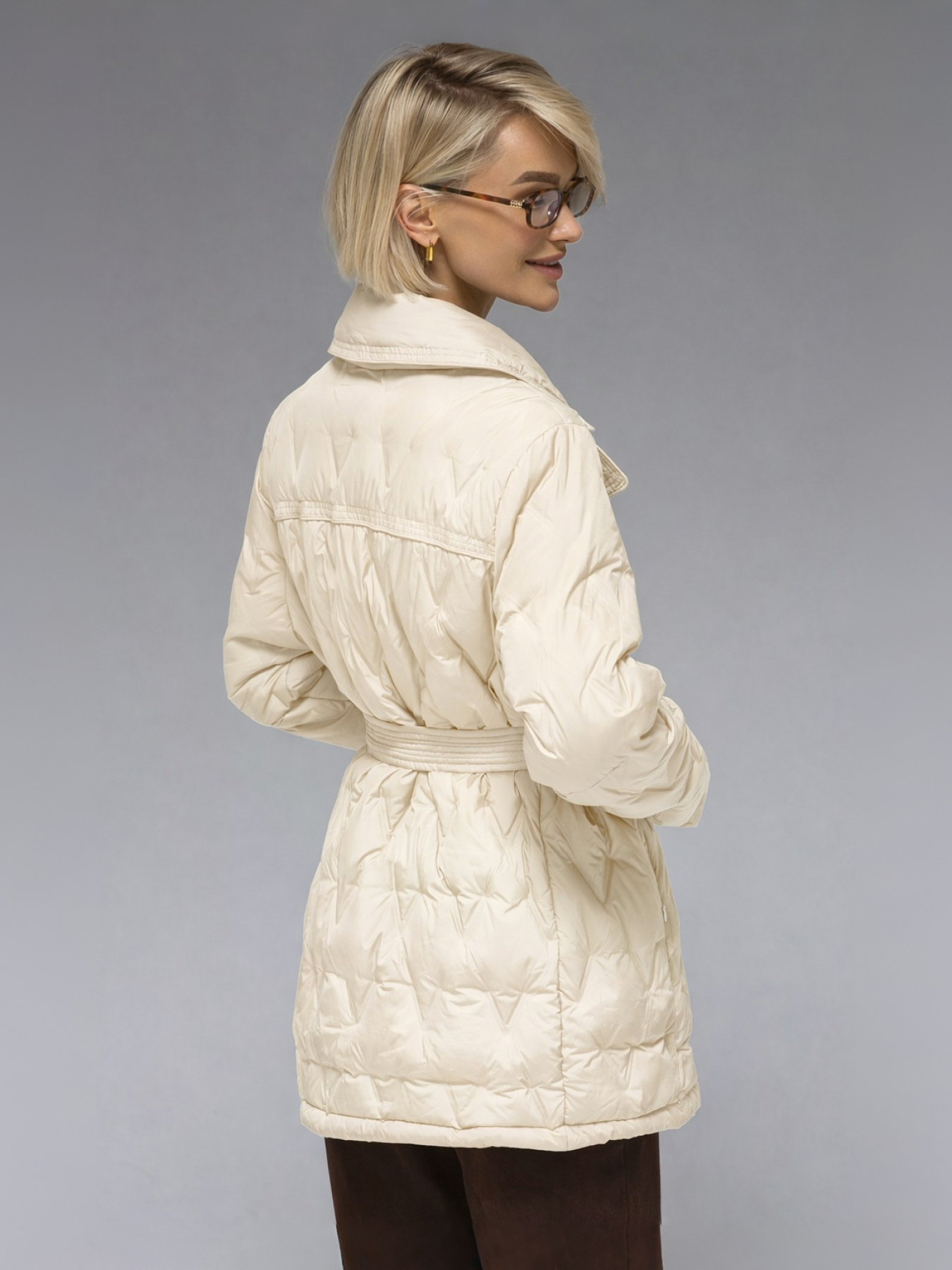 Женская демисезонная куртка ультралегкая весна-осень Viva Wear модель 8900 модель 8900-milky Фото