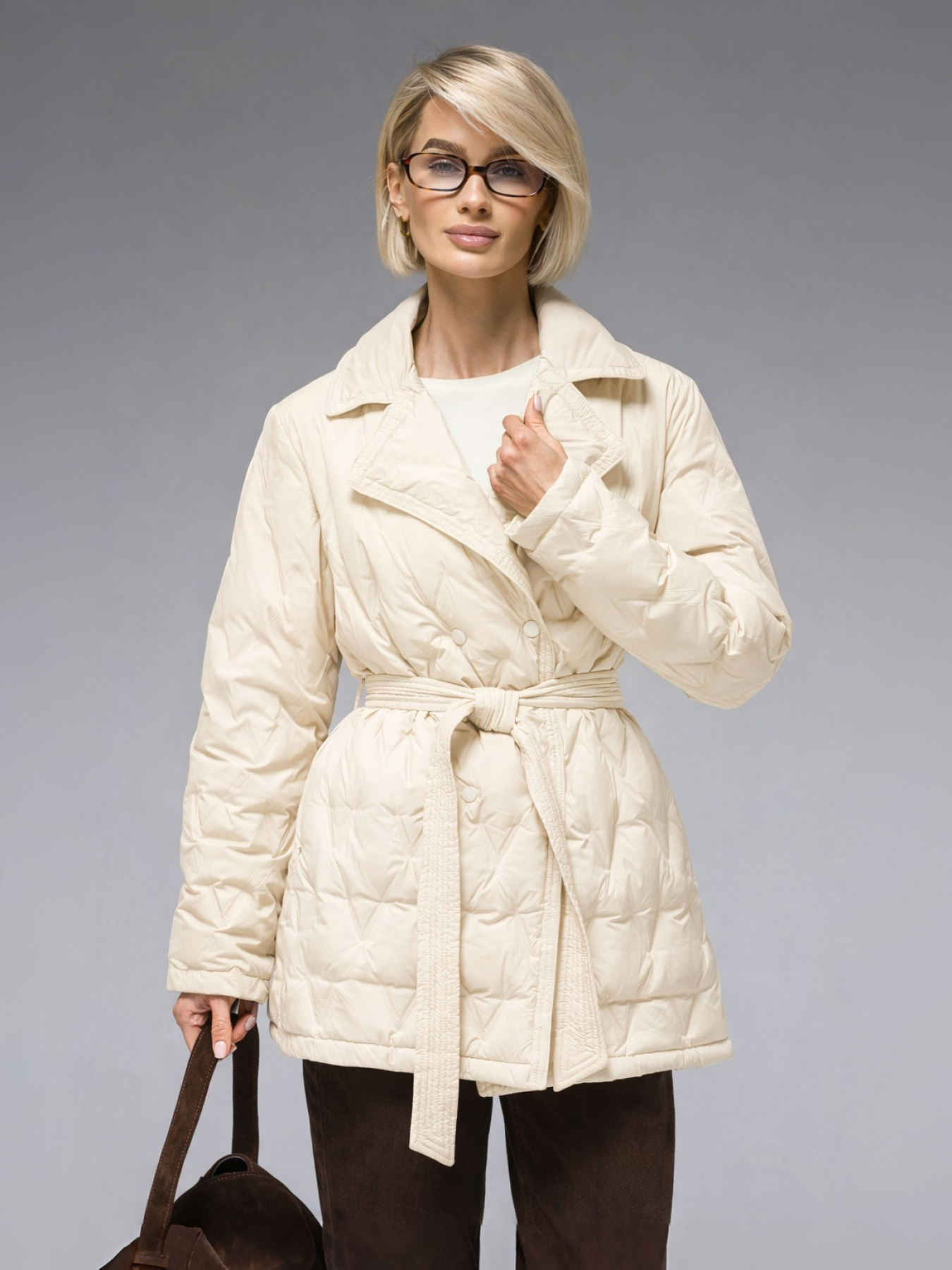 Женская демисезонная куртка ультралегкая весна-осень Viva Wear модель 8900 модель 8900-milky Фото