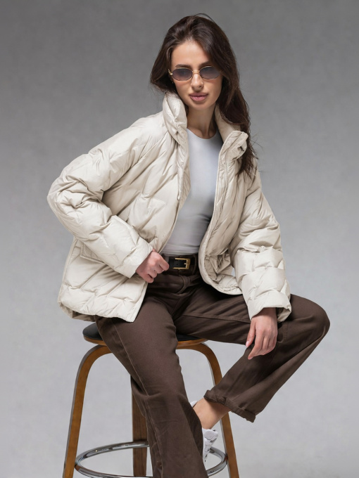 Демісезонна жіноча куртка ультралегка весна-осінь Viva Wear модель 6535 модель 6535-milky Фото