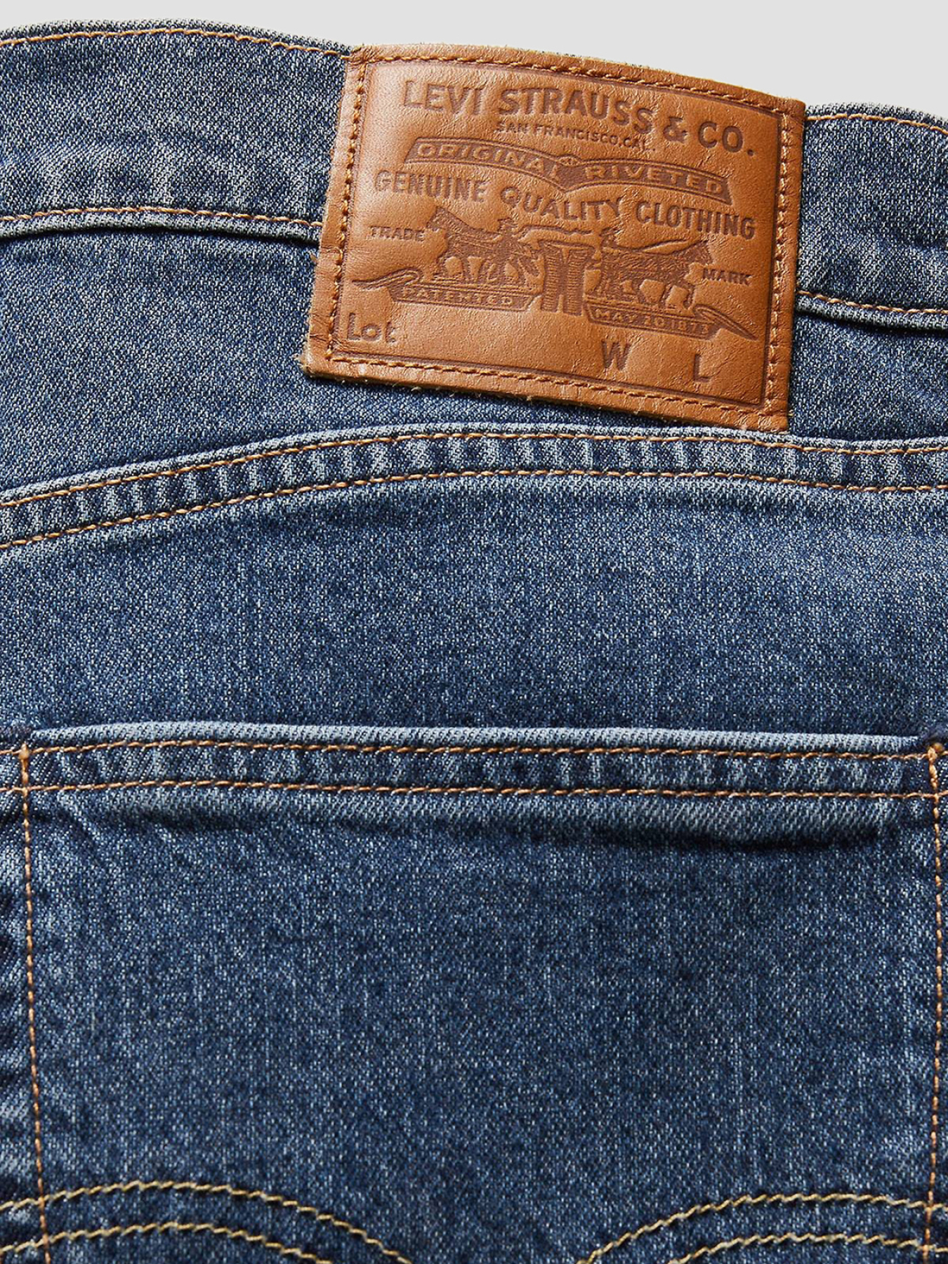 Джинсовые шорты Levi's модель 39864;0137 Джинсовые шорты Levi's модель 39864;0137 Фото