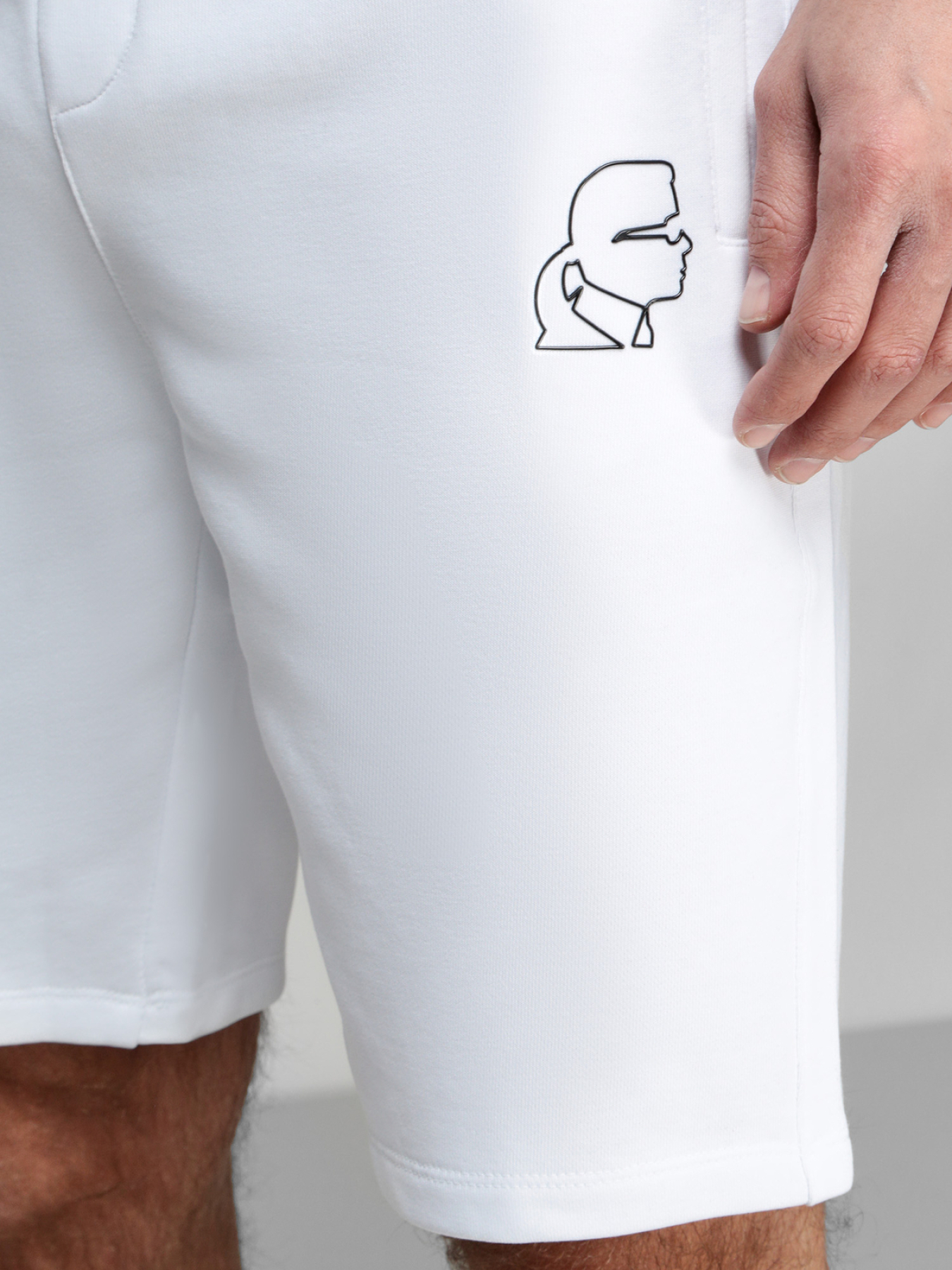 Шорты Karl Lagerfeld модель 521900.705414;10 Фото