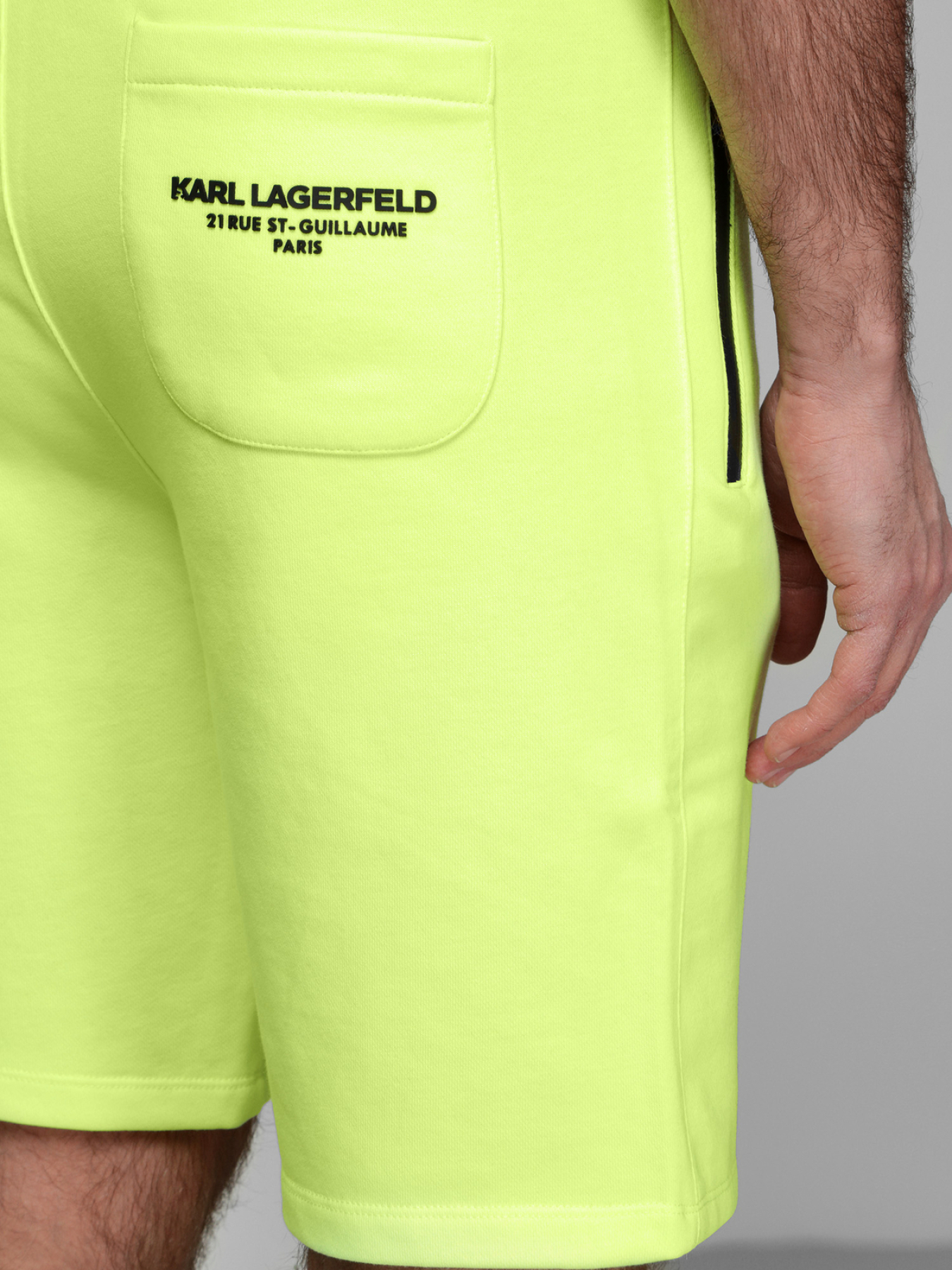 Шорты Karl Lagerfeld модель 521900.705432;120 Фото