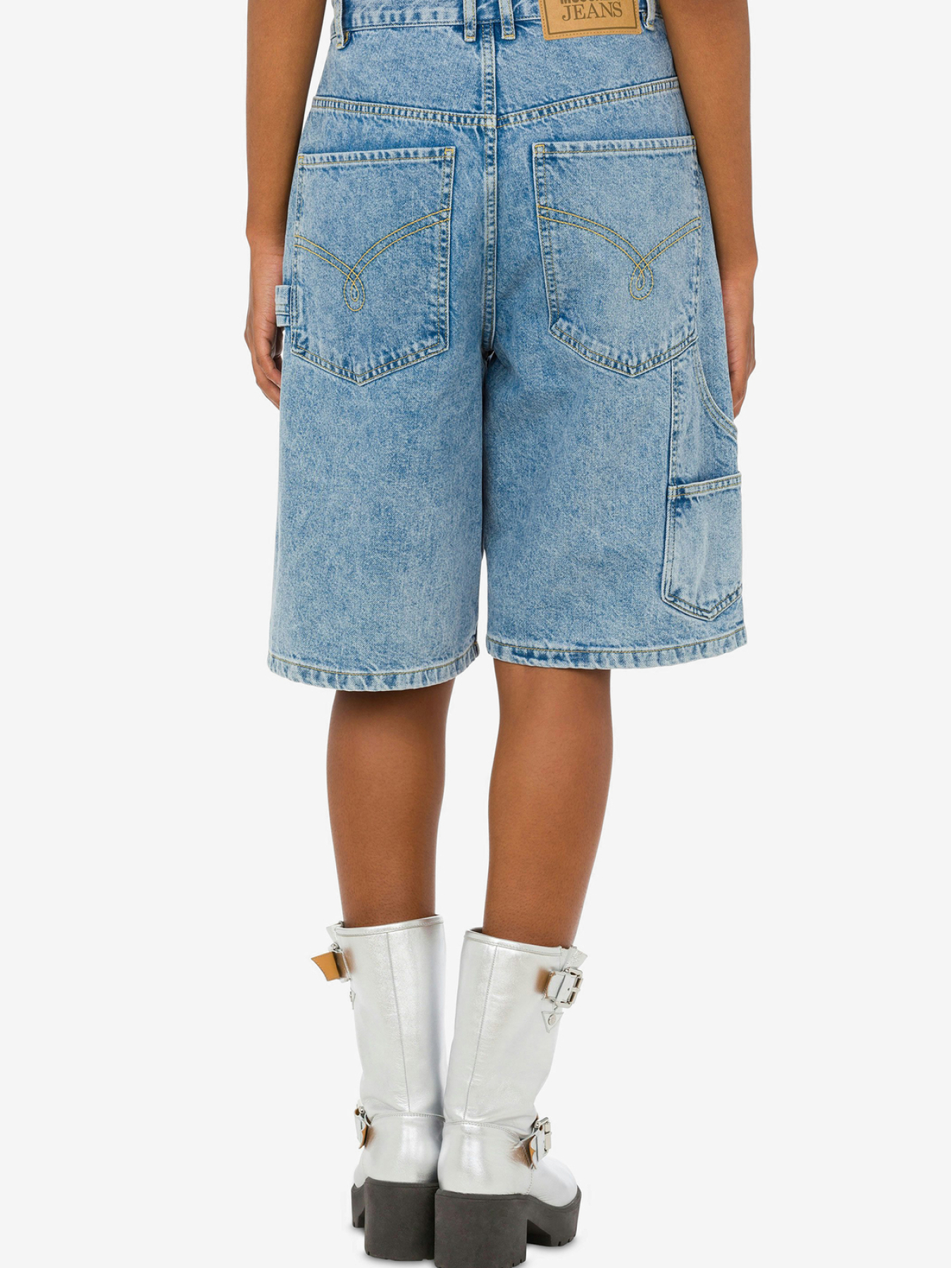 Шорты Moschino модель A0302.3236;1295 Шорты Moschino модель A0302.3236;1295 Фото