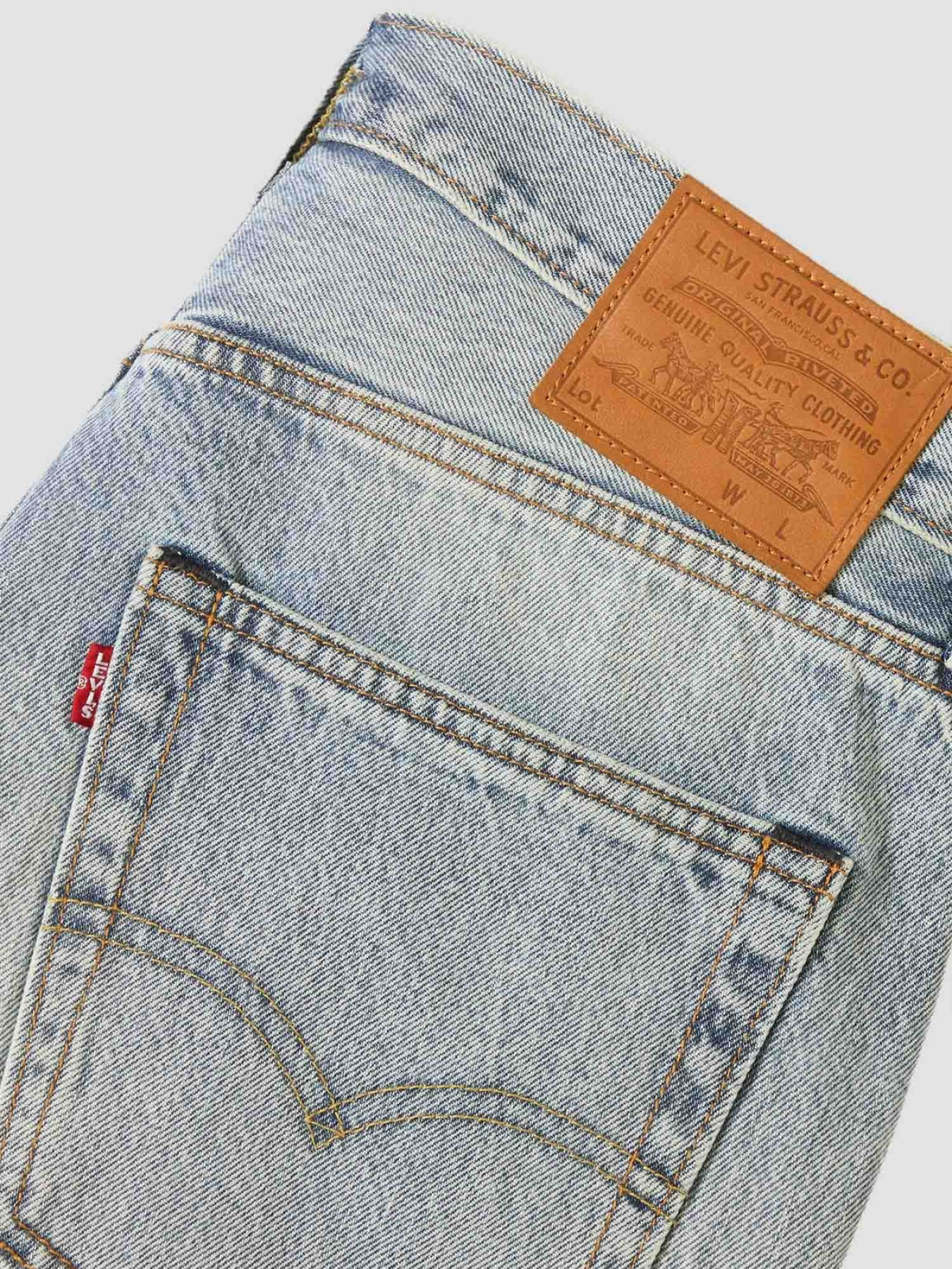 Шорты Levi's модель A8461;0039 Фото