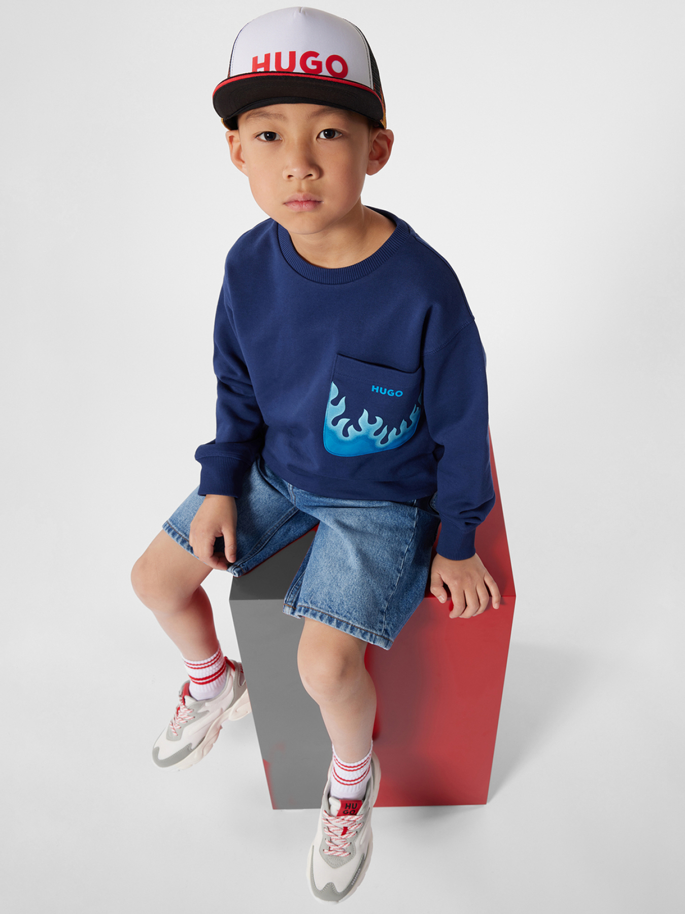 Шорты HUGO Kids модель G00040;Z25 Шорты HUGO Kids модель G00040;Z25 Фото