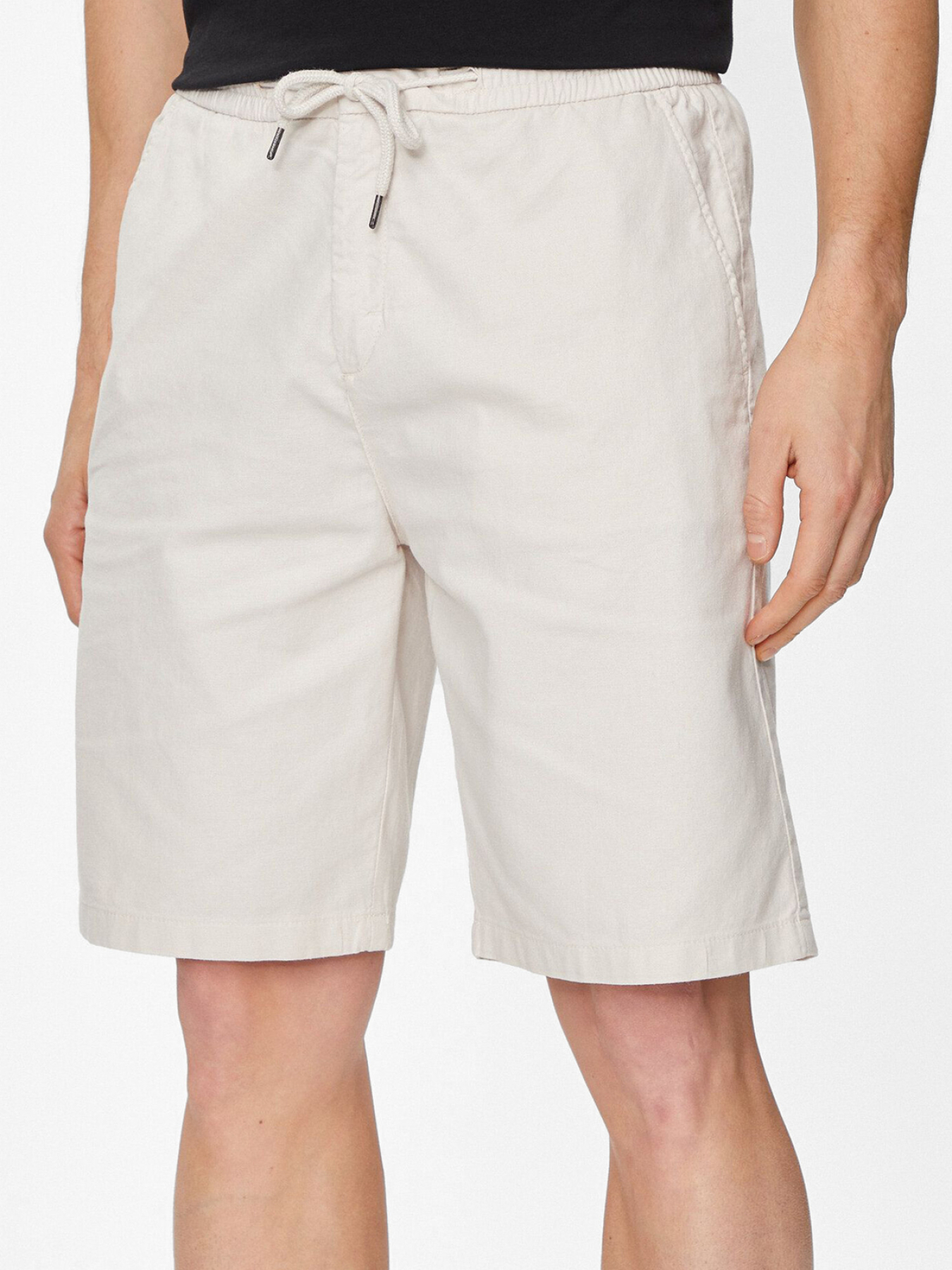 Повседневные шорты GUESS модель M4GD02.WFBXA;G1I6 Повседневные шорты GUESS модель M4GD02.WFBXA;G1I6 Фото