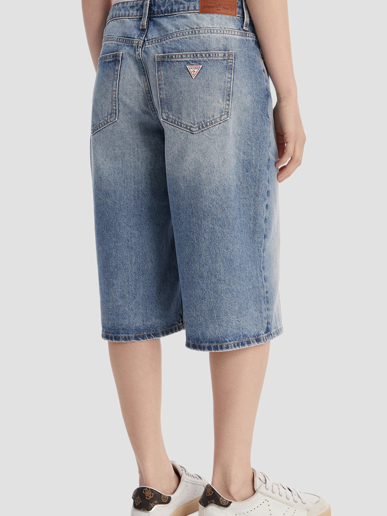 Шорти Guess Jeans модель W6GD1D.D6363;GJSM Фото