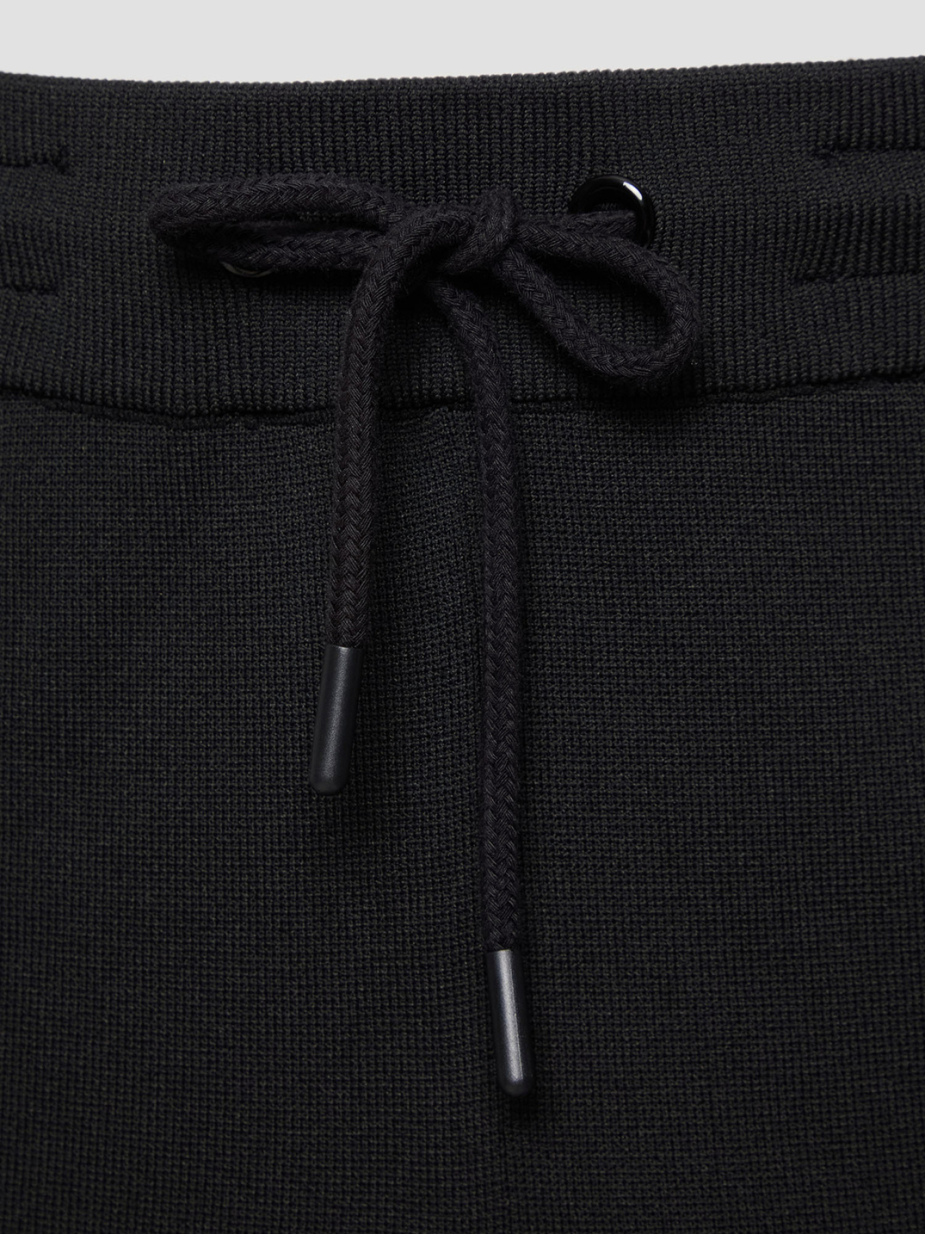 Повседневные шорты GUESS модель Z5GD05.Z2Q42;JBLK Повседневные шорты GUESS модель Z5GD05.Z2Q42;JBLK Фото