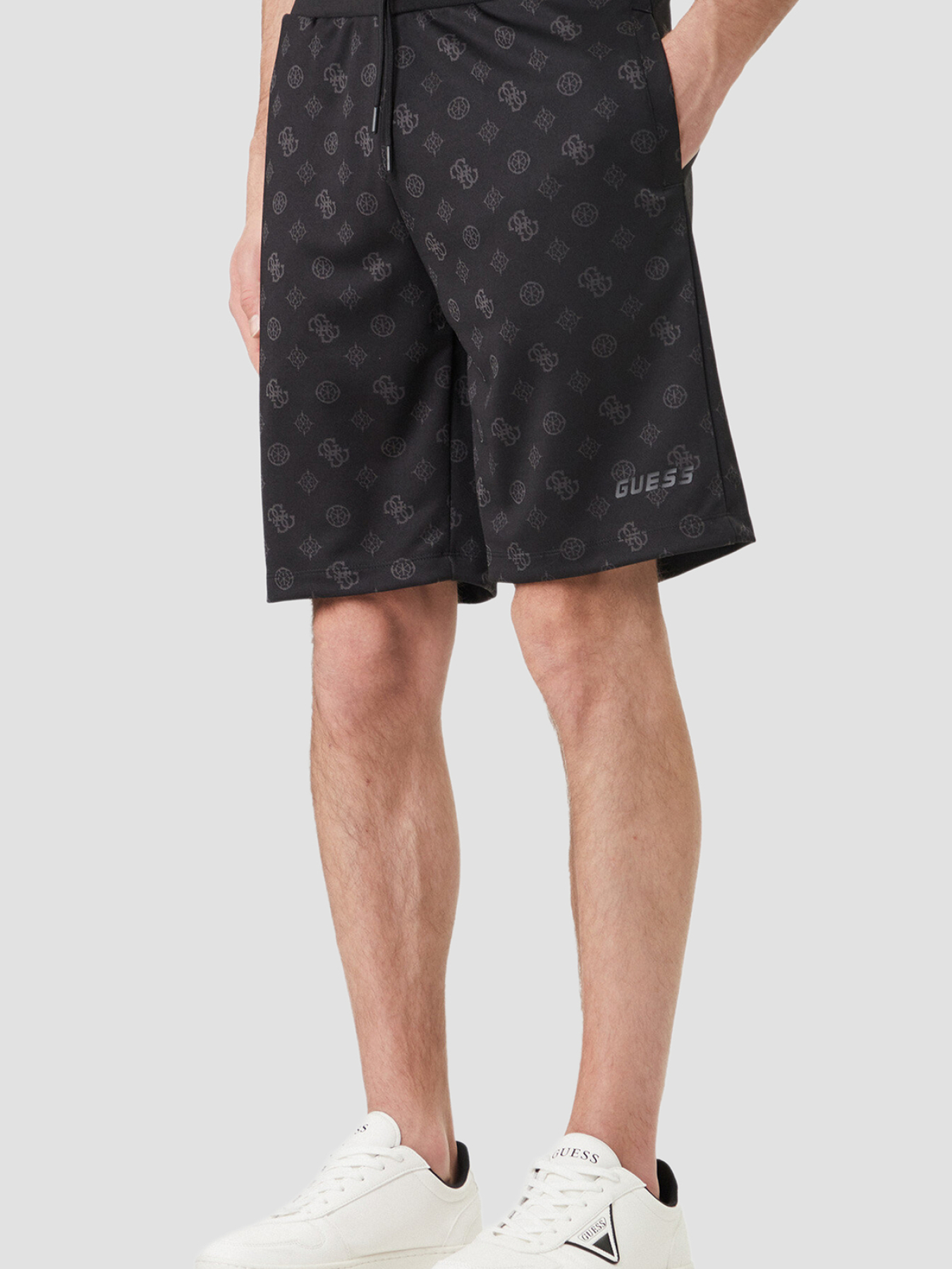 Шорты GUESS модель Z6GD03.K2851;FJCD Фото