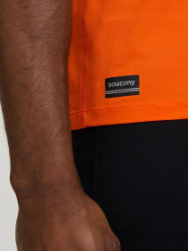 Спортивная футболка Saucony модель SAM800377-FIRH Фото