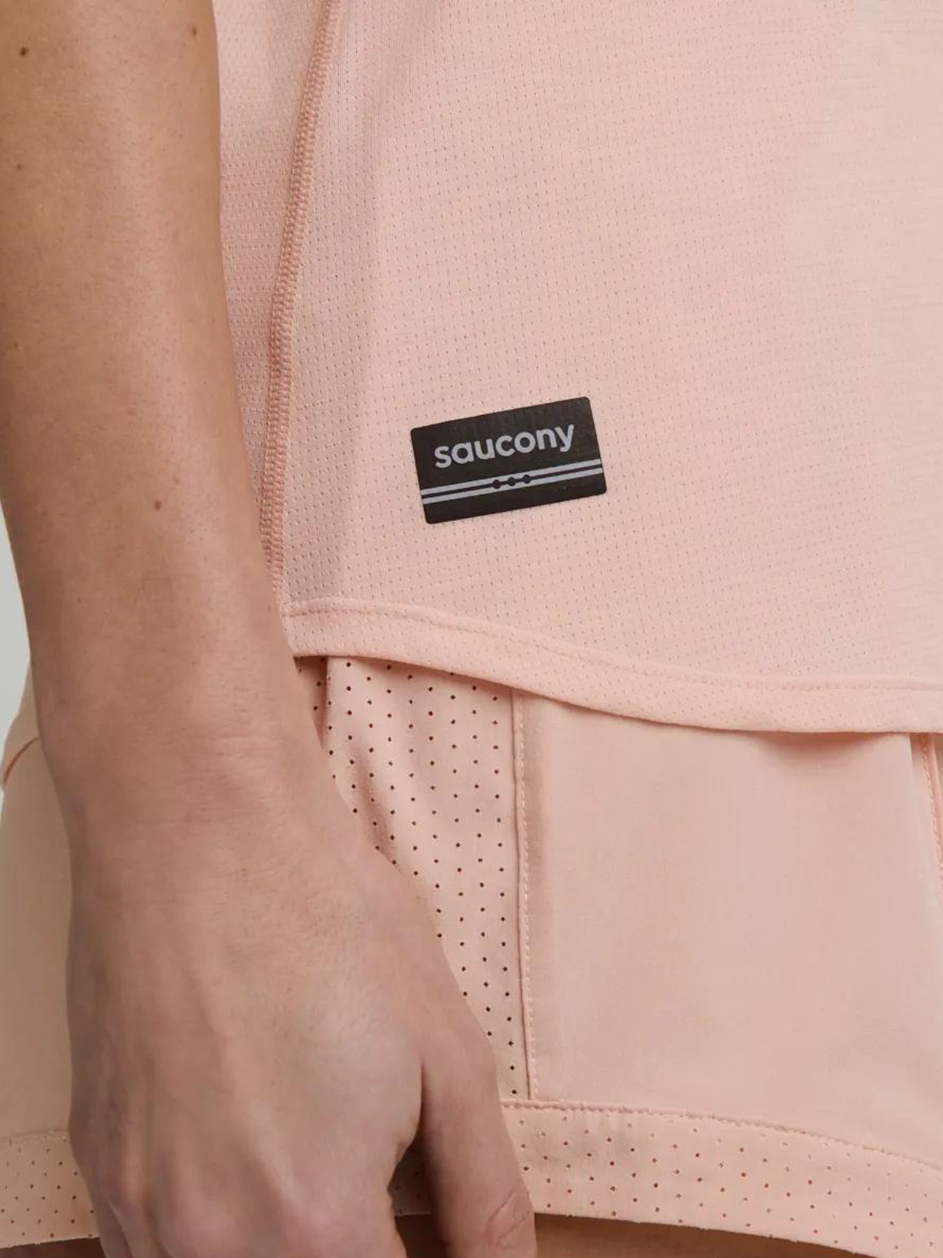 Жіноча майка Saucony STOPWATCH SINGLET модель SAW800482-CMH Фото