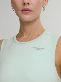 Женская майка Saucony STOPWATCH CROP TANK модель SAW800527-AQH Женская майка Saucony STOPWATCH CROP TANK модель SAW800527-AQH Фото