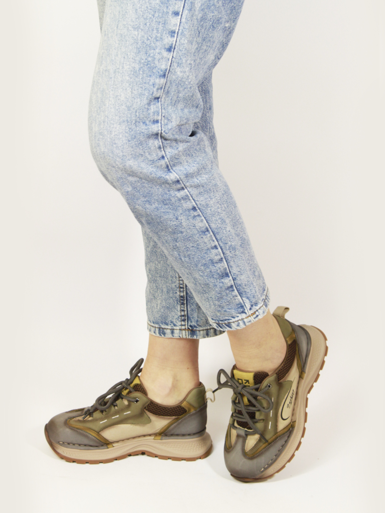 Легкие кожаные кроссовки модель 28005-8grey Фото