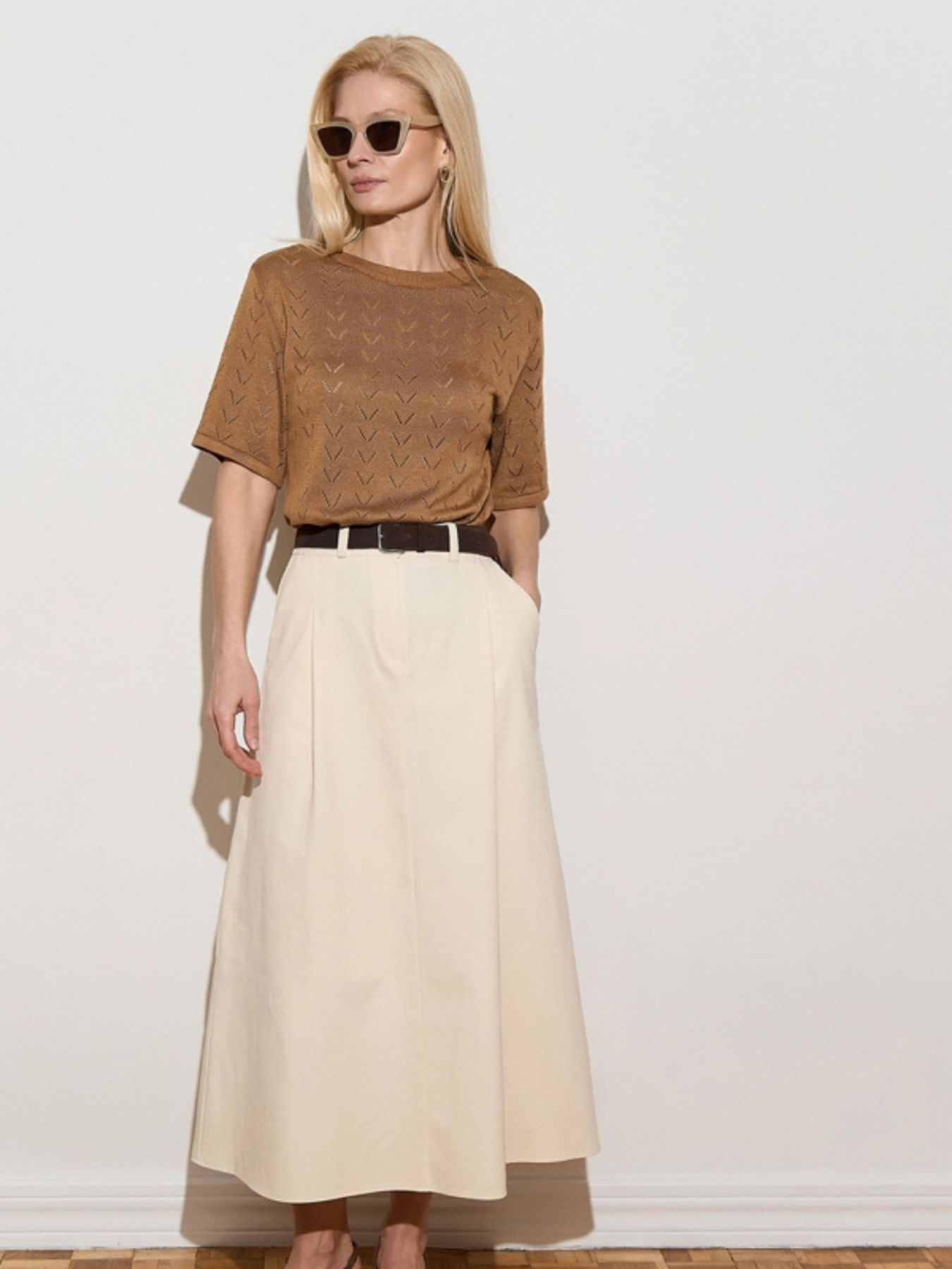 Жіночий ажурний топ із віскози, Коричневий TrikoBakh (2915) модель 2915-karamelx Жіночий ажурний топ із віскози, Коричневий TrikoBakh (2915) модель 2915-karamelx Фото