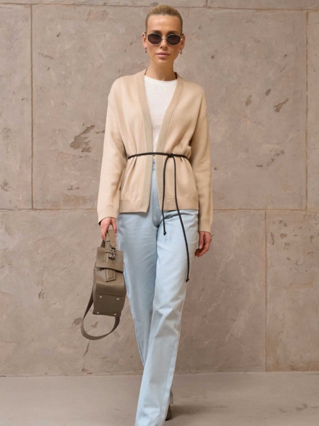 Свитры и кардиганы TrikoBakh модель 2925-kremovij Фото