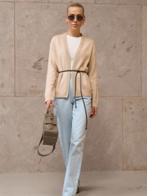 Свитры и кардиганы TrikoBakh модель 2925-kremovij Фото