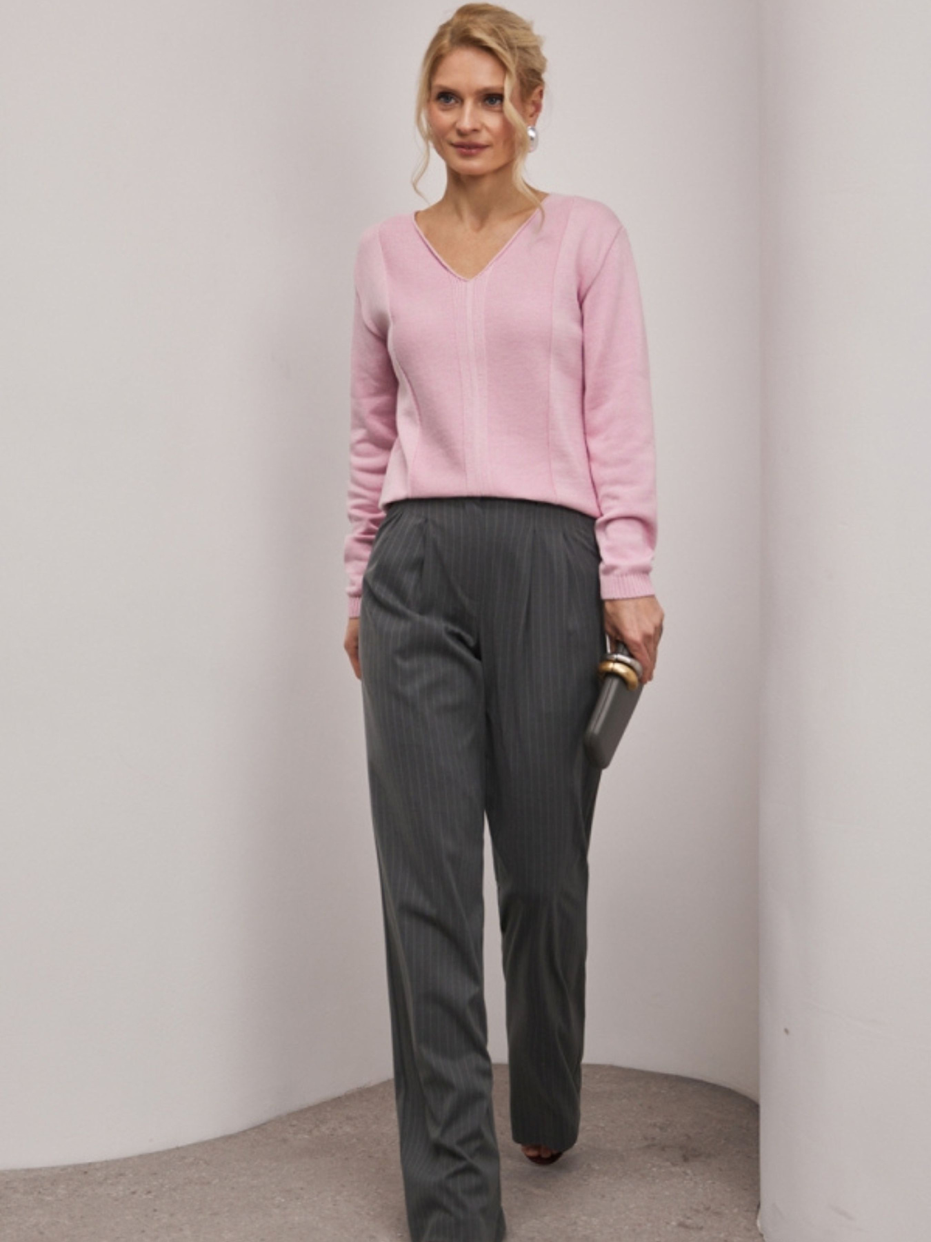 Свитры и кардиганы TrikoBakh модель 2912-bldo-rozhevij Фото