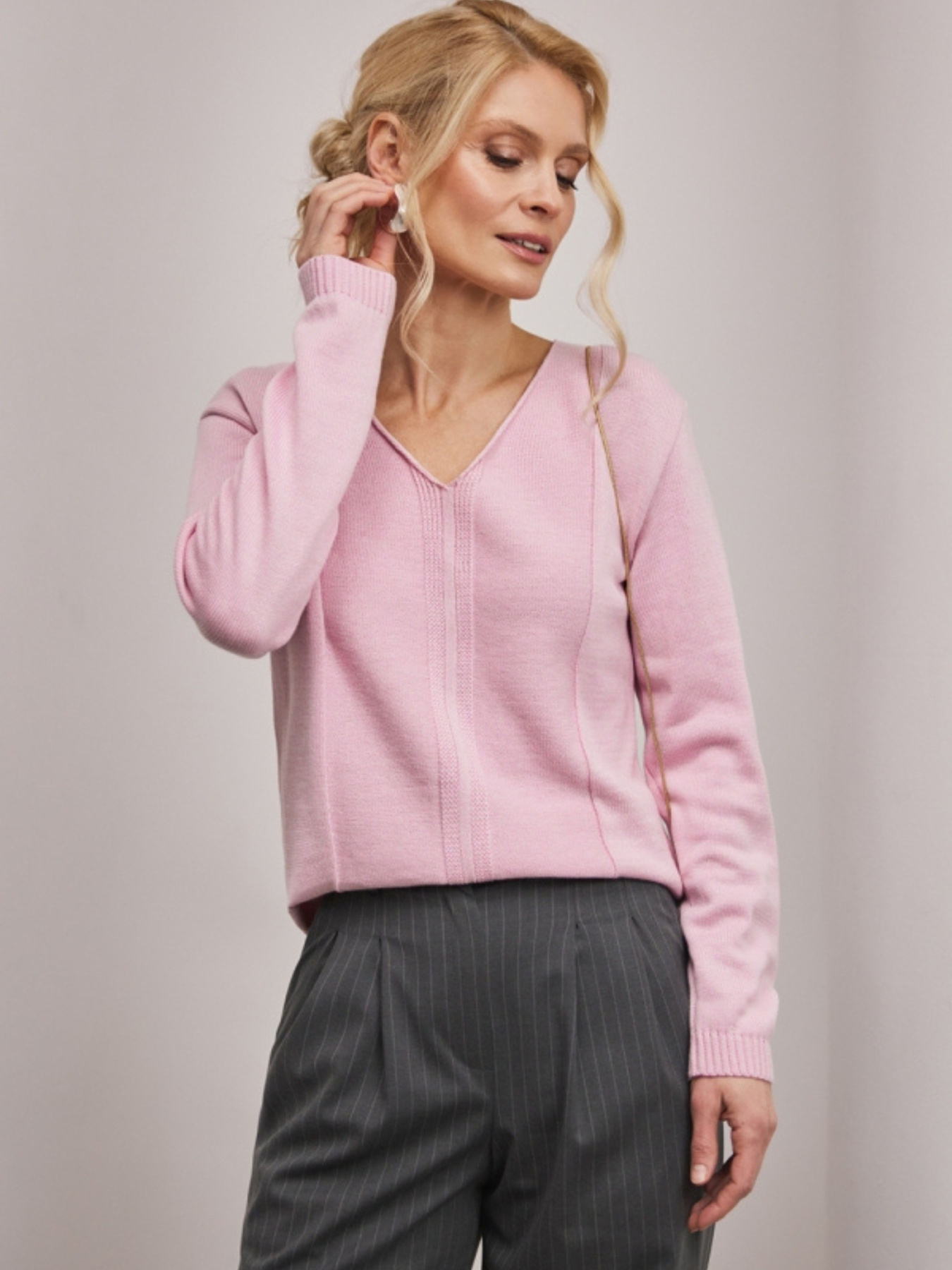 Свитры и кардиганы TrikoBakh модель 2912-bldo-rozhevij Фото