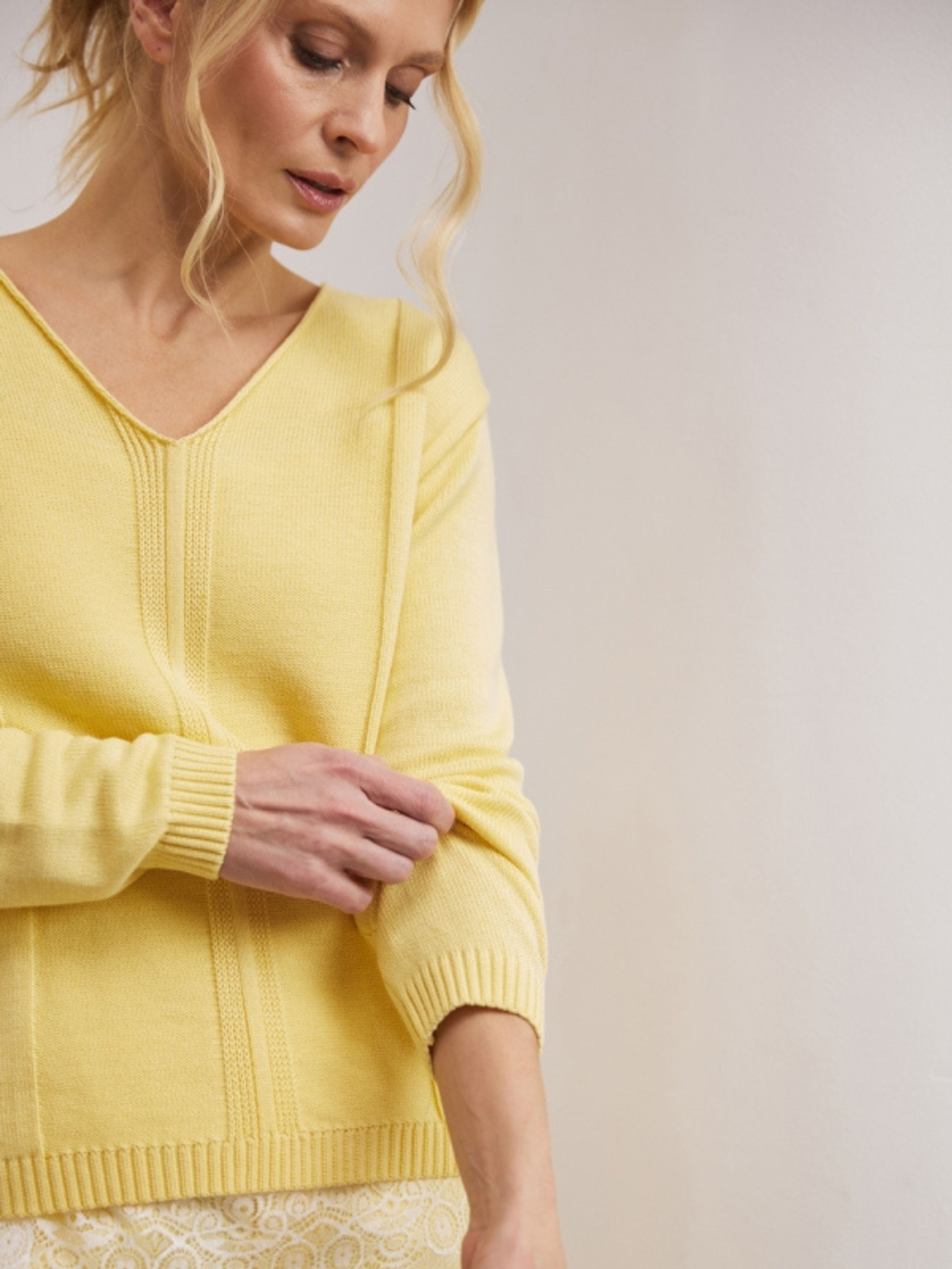 Свитры и кардиганы TrikoBakh модель 2912-limon Фото