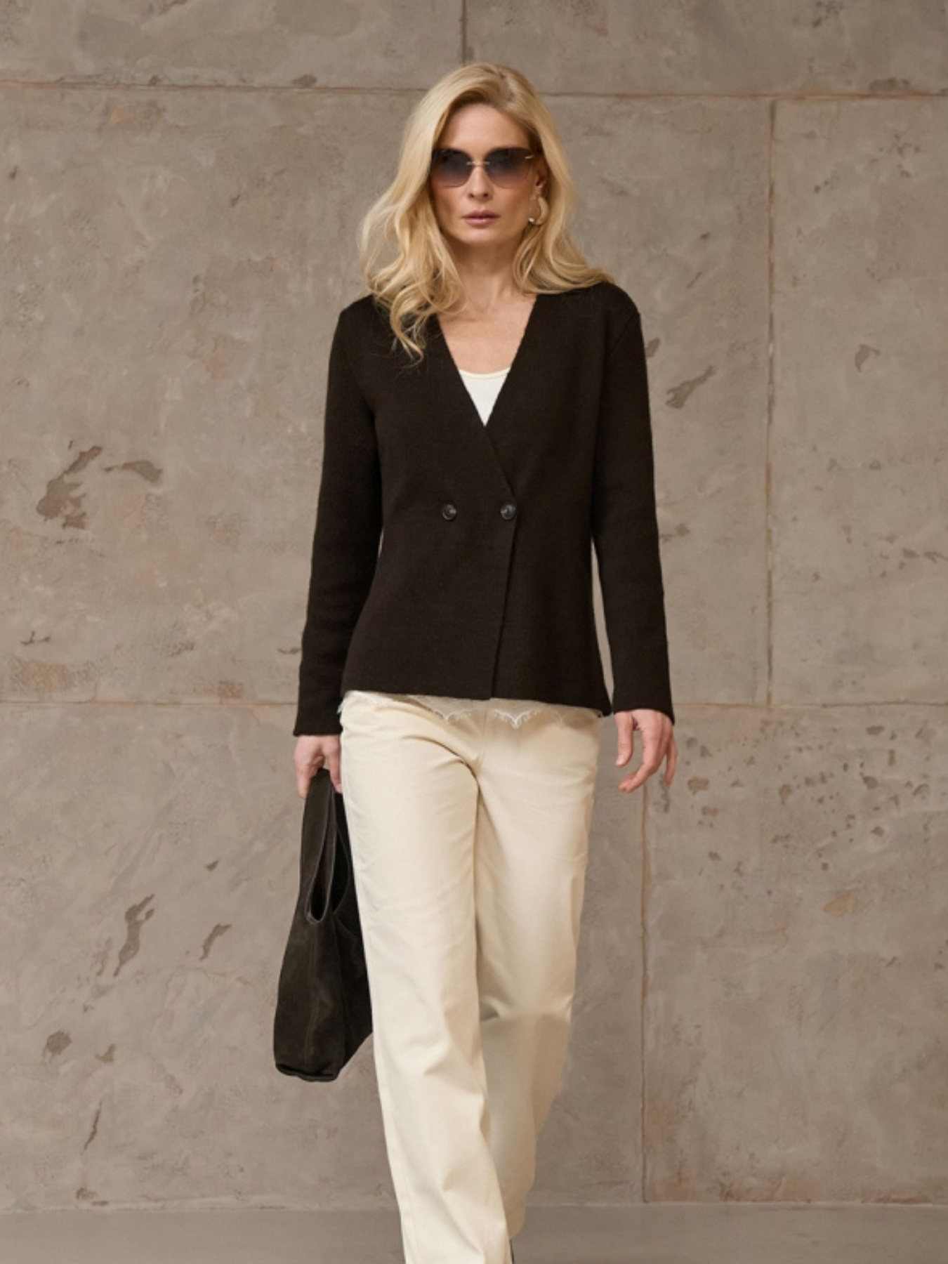 Свитры и кардиганы TrikoBakh модель 2913-shokoladnij Фото