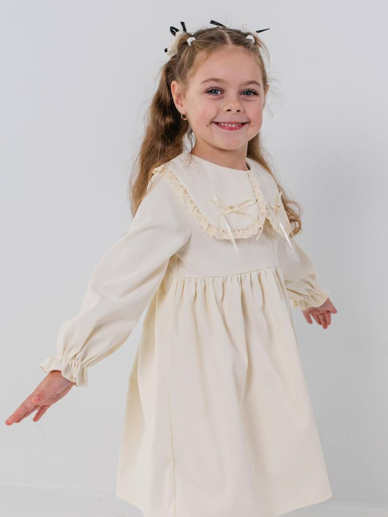 Сукня міді Denchik модель dn-7343-molochnij Фото