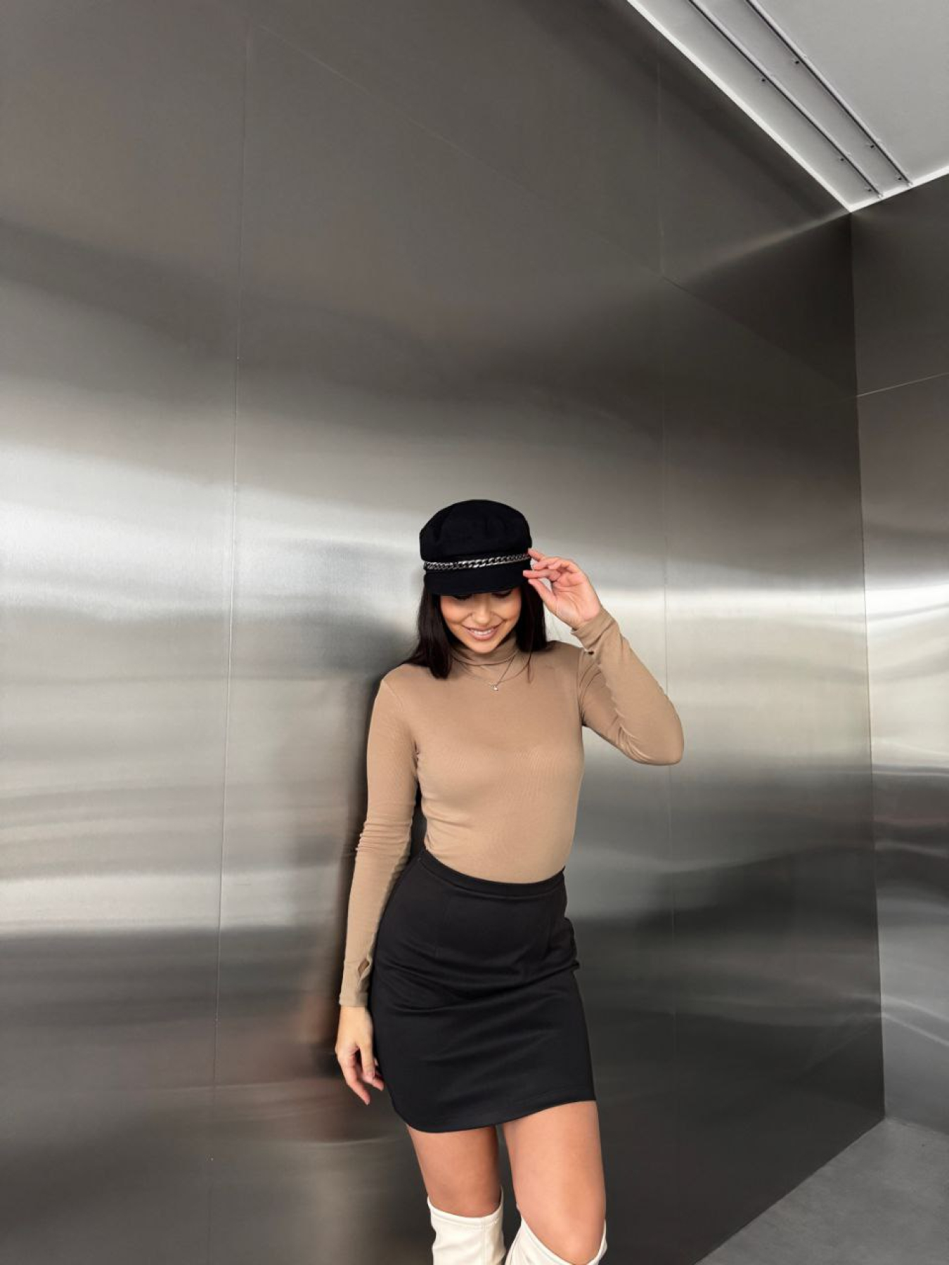 Юбки Uaclothes модель like16369-chernj Фото