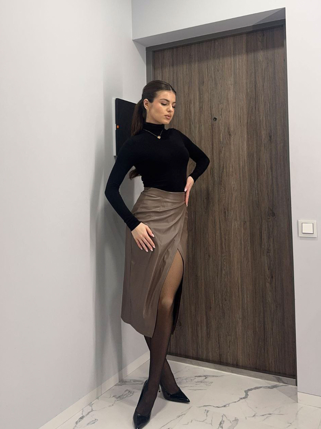 Юбки Uaclothes модель like16265-korichnevj Фото