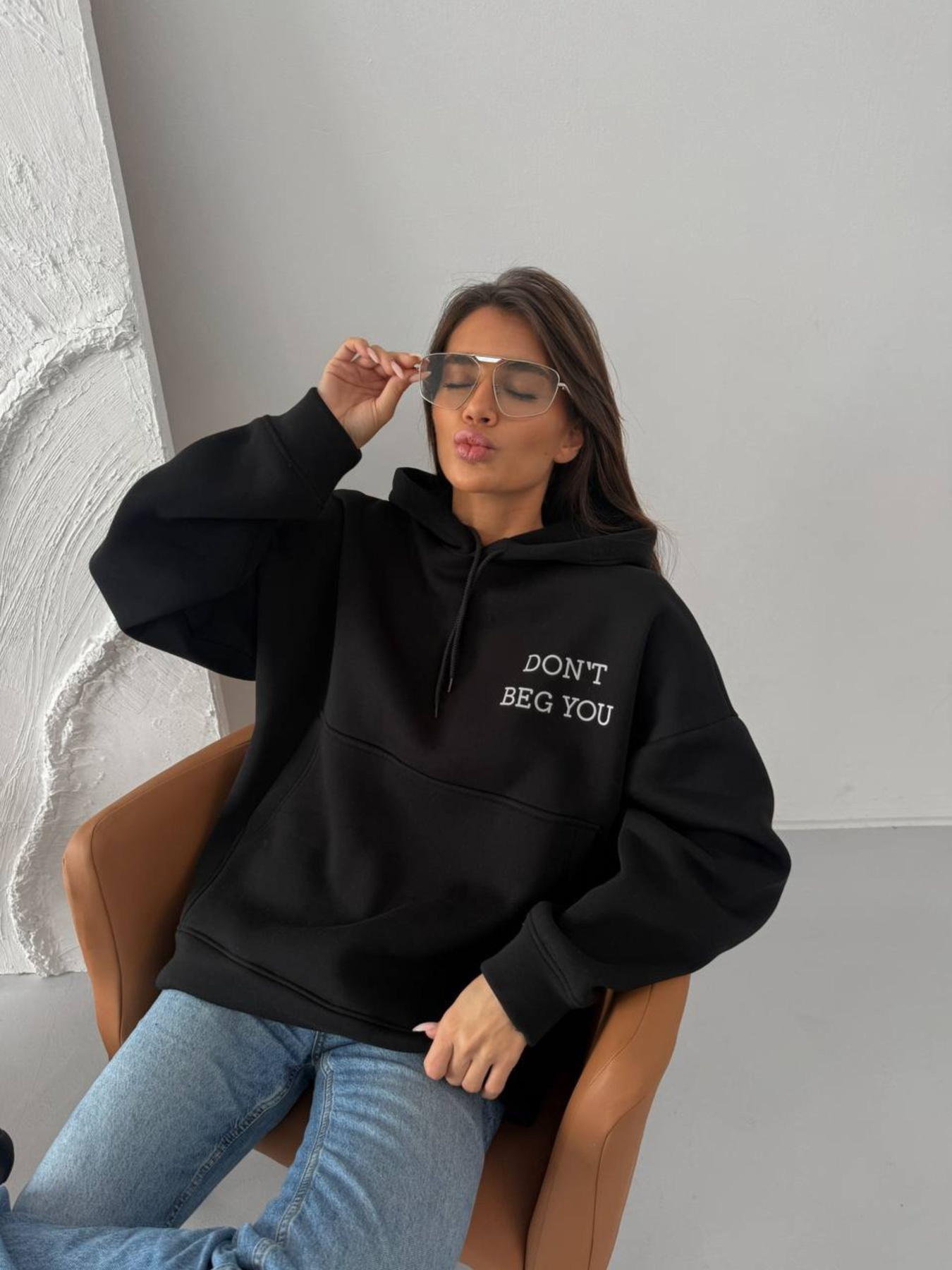 Жіноче тепле худі з малюнком, Чорний Uaclothes (like16217) модель like16217-chernj Жіноче тепле худі з малюнком, Чорний Uaclothes (like16217) модель like16217-chernj Фото