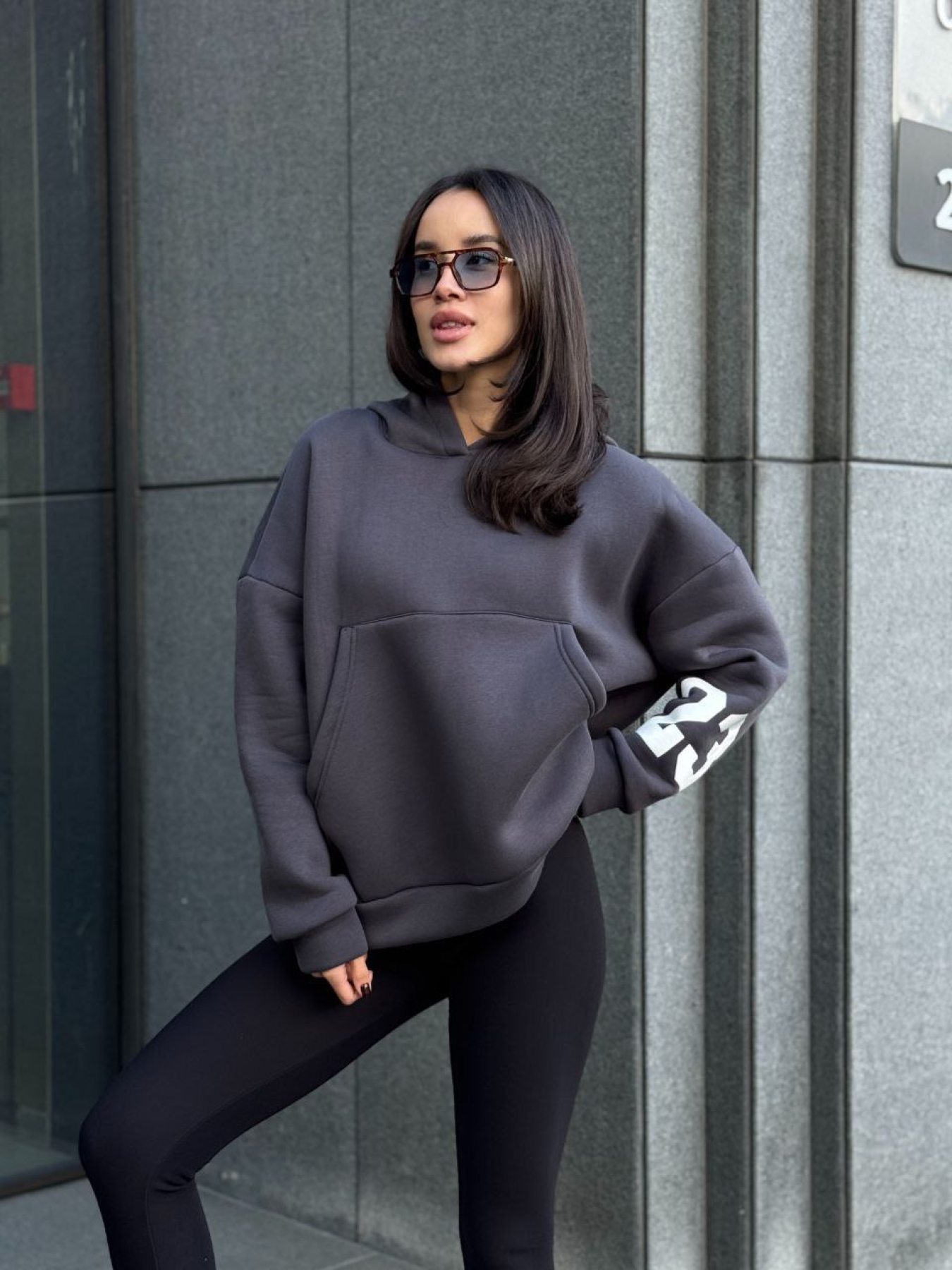 Жіноче спортивне худі на флісі, Графітовий Uaclothes (like15923) модель like15923-grafitovj Жіноче спортивне худі на флісі, Графітовий Uaclothes (like15923) модель like15923-grafitovj Фото