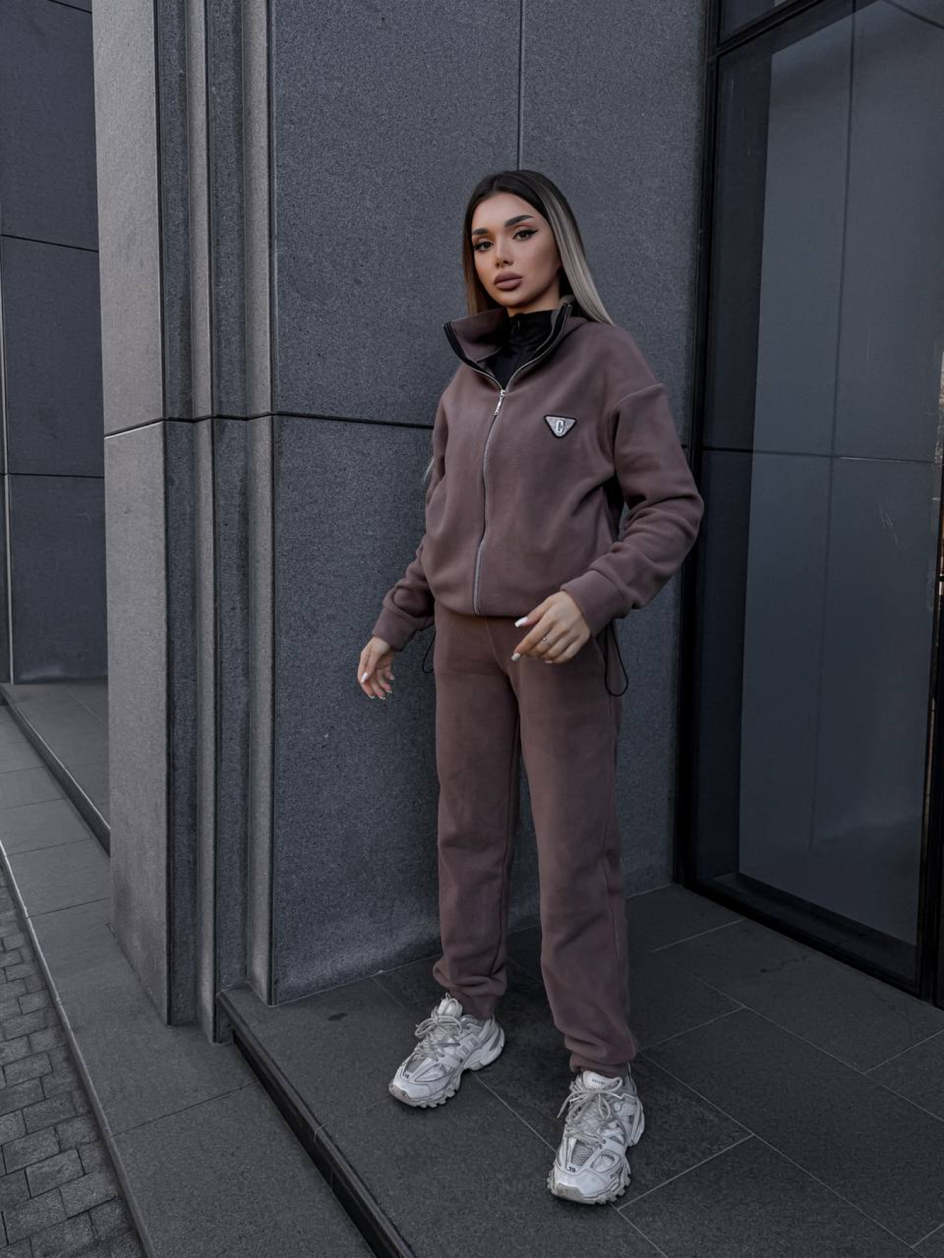 Костюмы Uaclothes модель like15542-korichnevj Фото