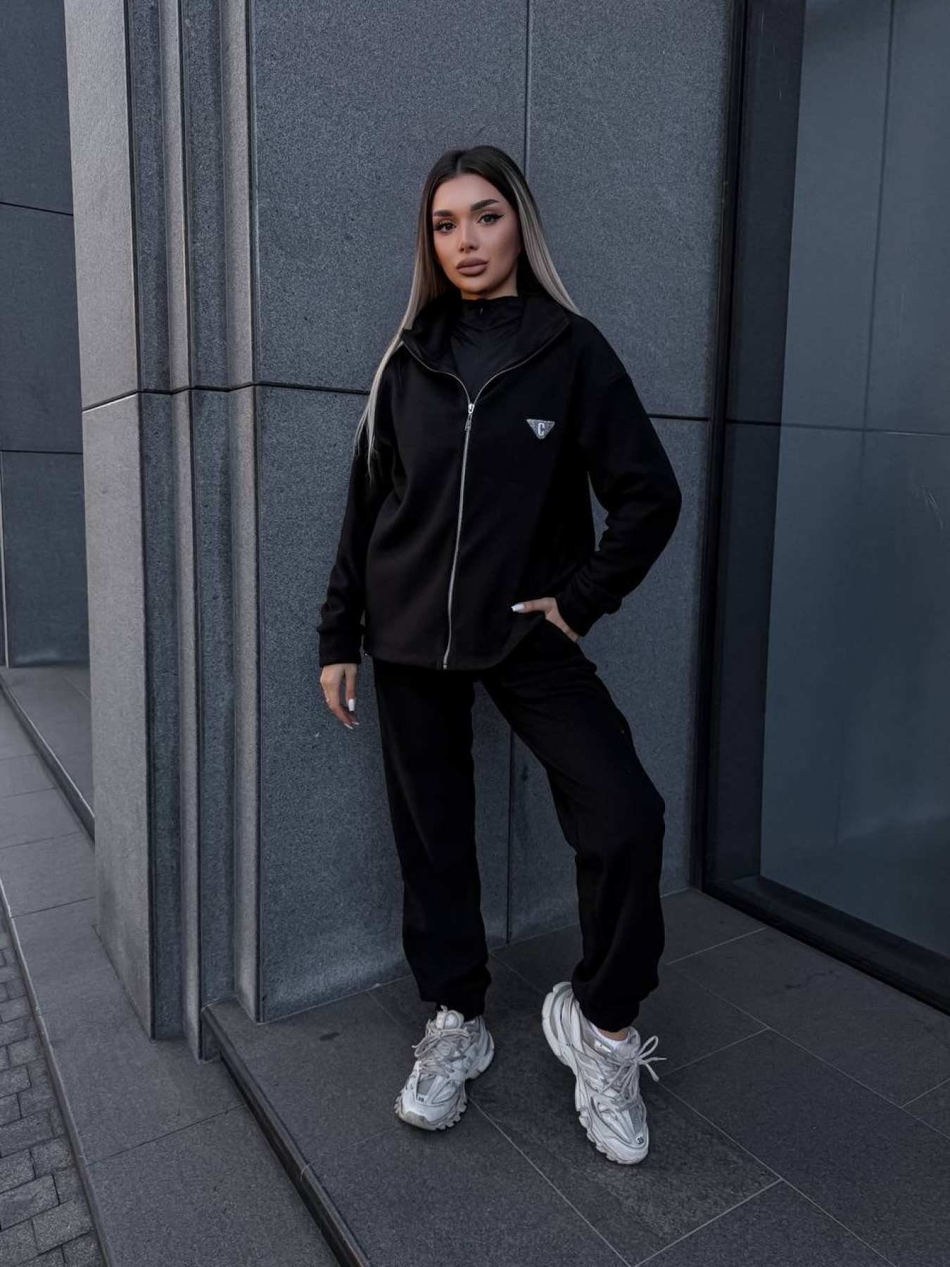 Костюмы Uaclothes модель like15542-chernj Фото