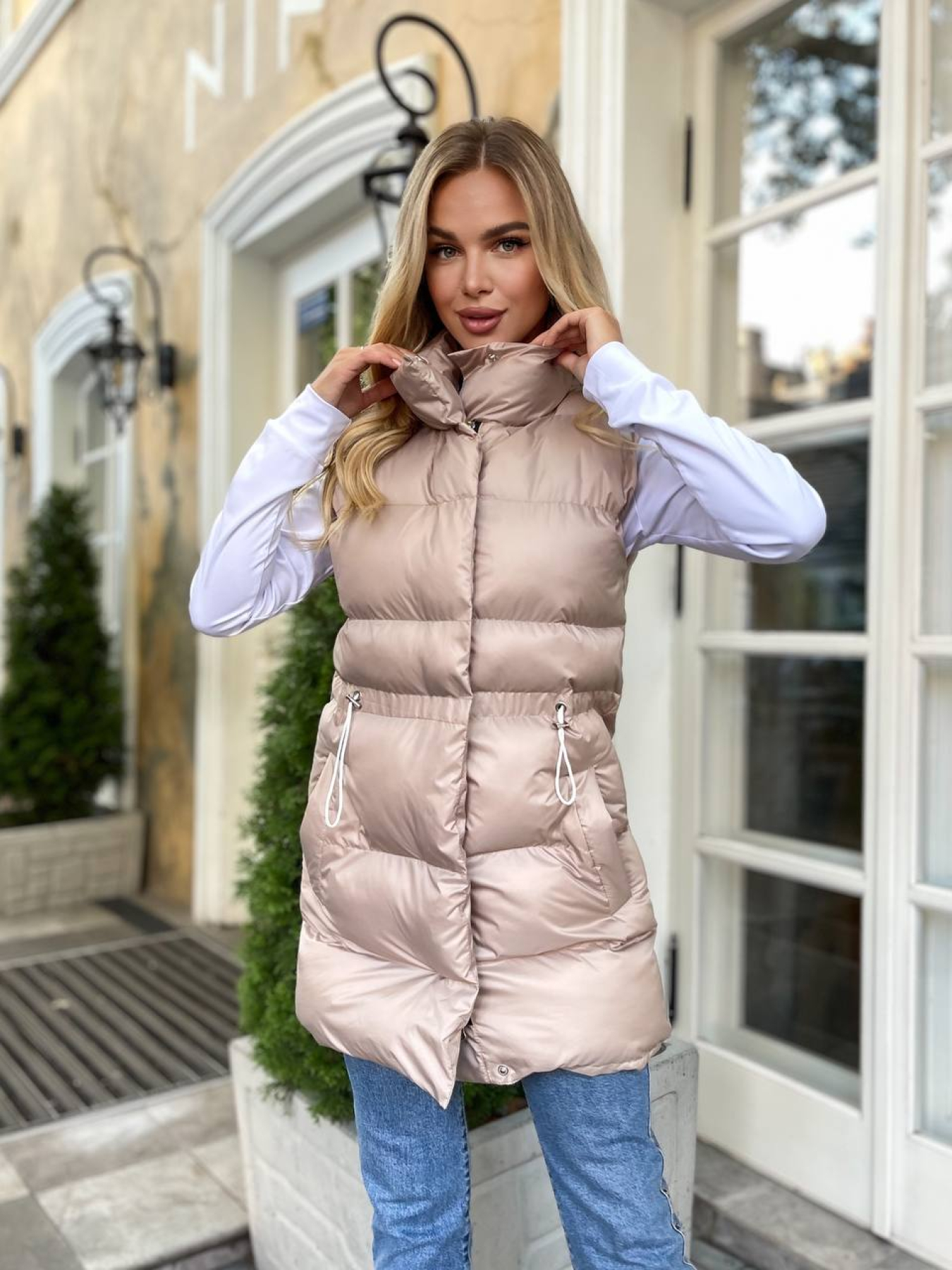 Жіночий подовженний демісезонний жилет, Бежевий Uaclothes (like15263) модель like15263-bezhevj Фото