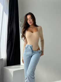 Жіночий однотонний боді з ефектом пуш-ап, Бежевий Uaclothes (like15177) модель like15177-bezhevj Фото