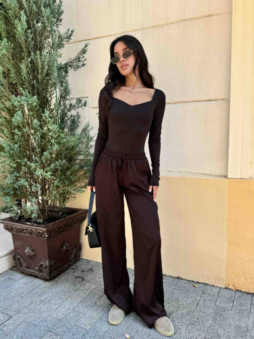 Жіночий базовий боді з розрізом для пальців, Коричневий Uaclothes (like15137) модель like15137-korichnevj Фото