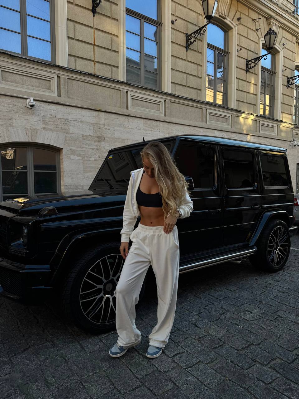 Велюровий Жіночий Повсякденний костюм Uaclothes  (like14966-molochnj) колір молочний Uaclothes - купити в Україні