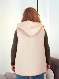 Жіночий стьобаний жилет з капюшоном, Молочний Uaclothes (like14867) модель like14867-molochnj Фото