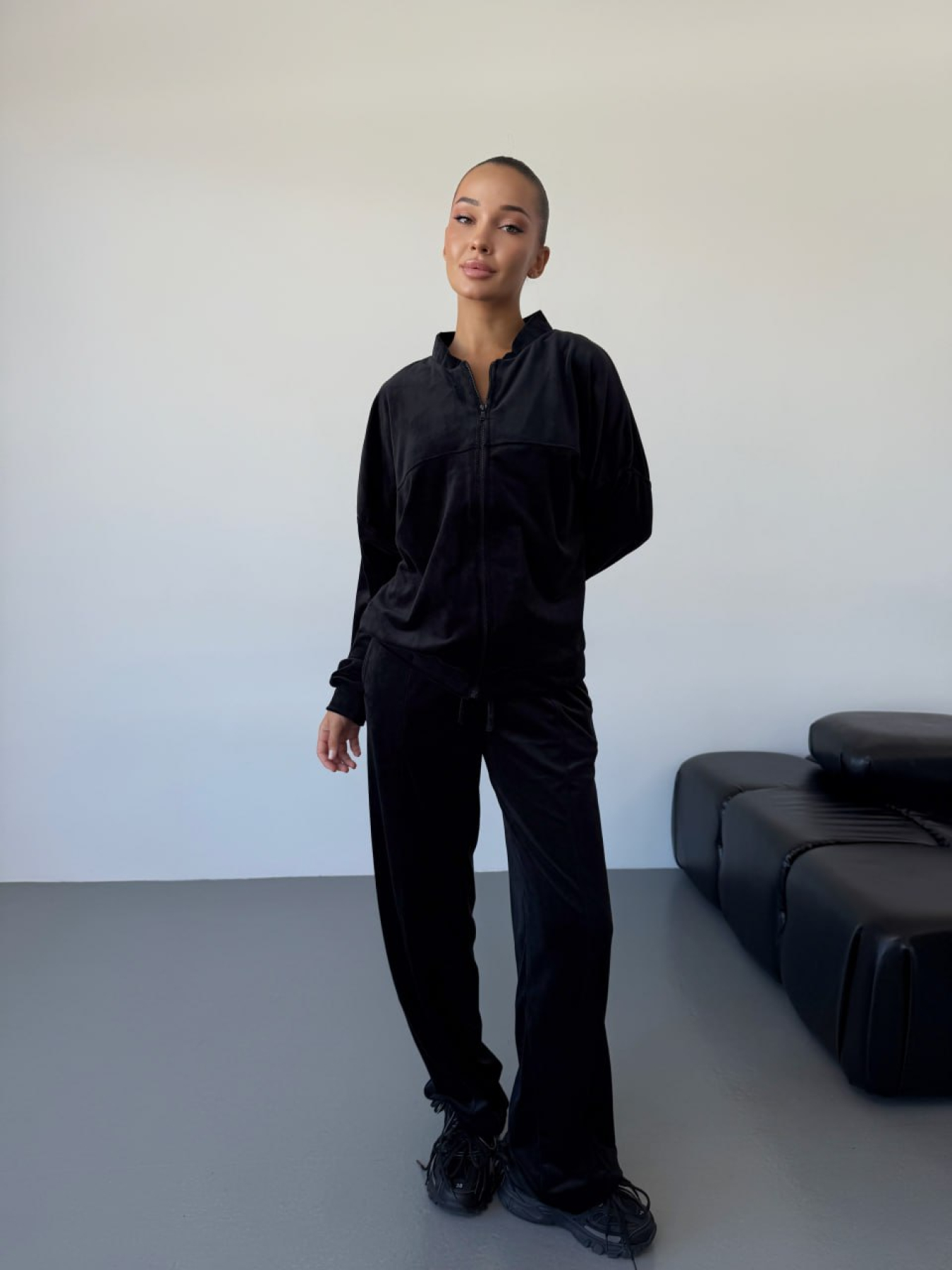 Костюмы Uaclothes модель like14861-chernj Фото