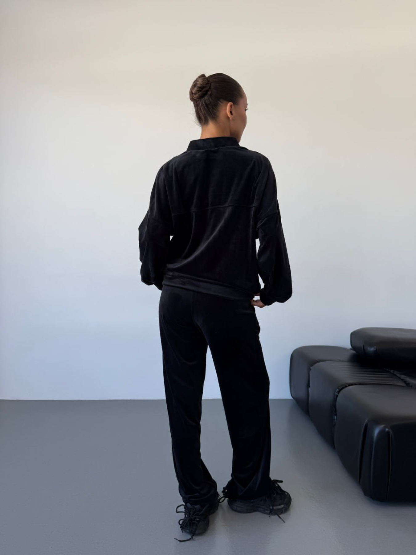 Костюмы Uaclothes модель like14861-chernj Фото