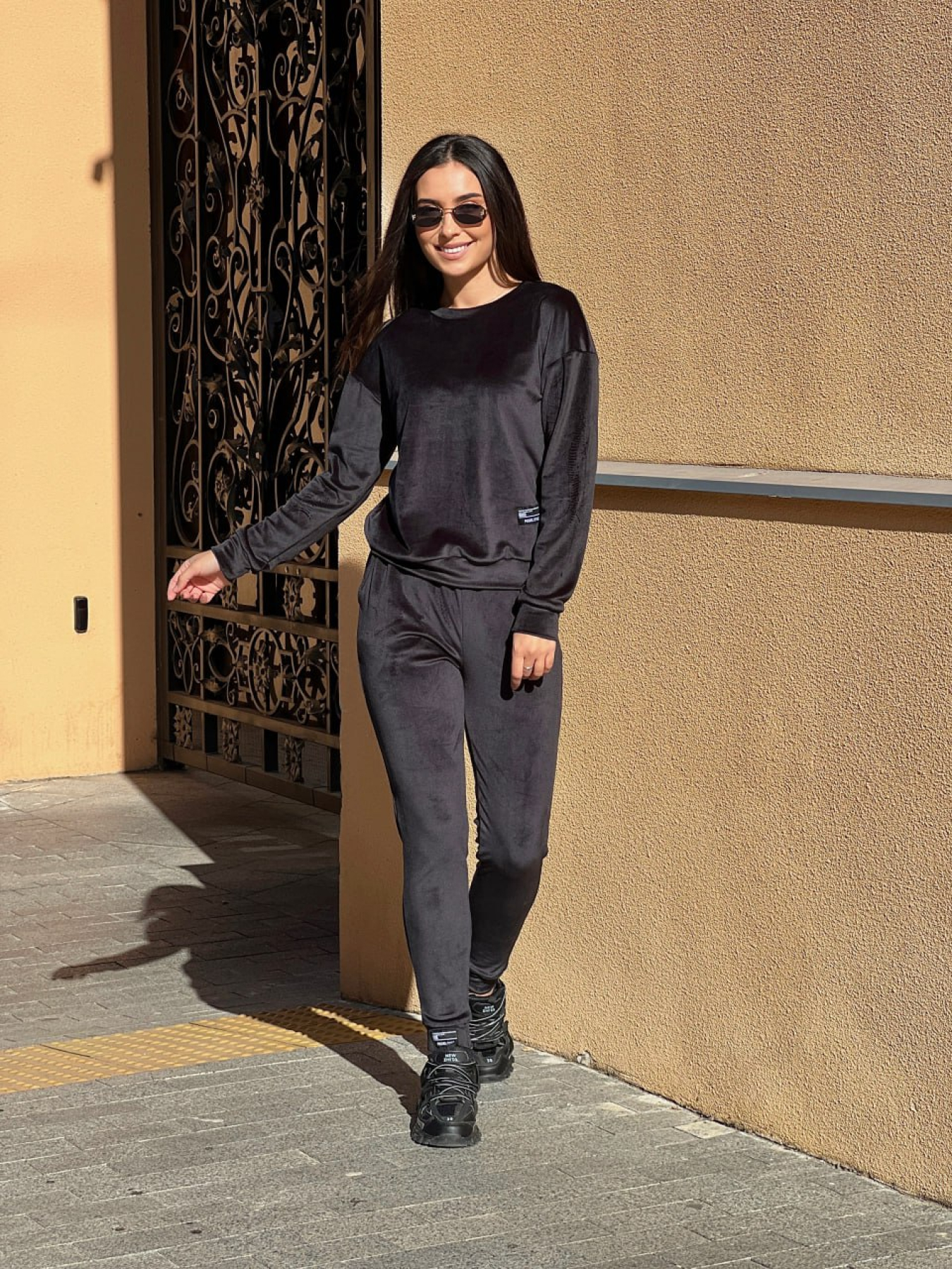 Повсякденний костюм Uaclothes модель like14846-chernj Повсякденний костюм Uaclothes модель like14846-chernj Фото