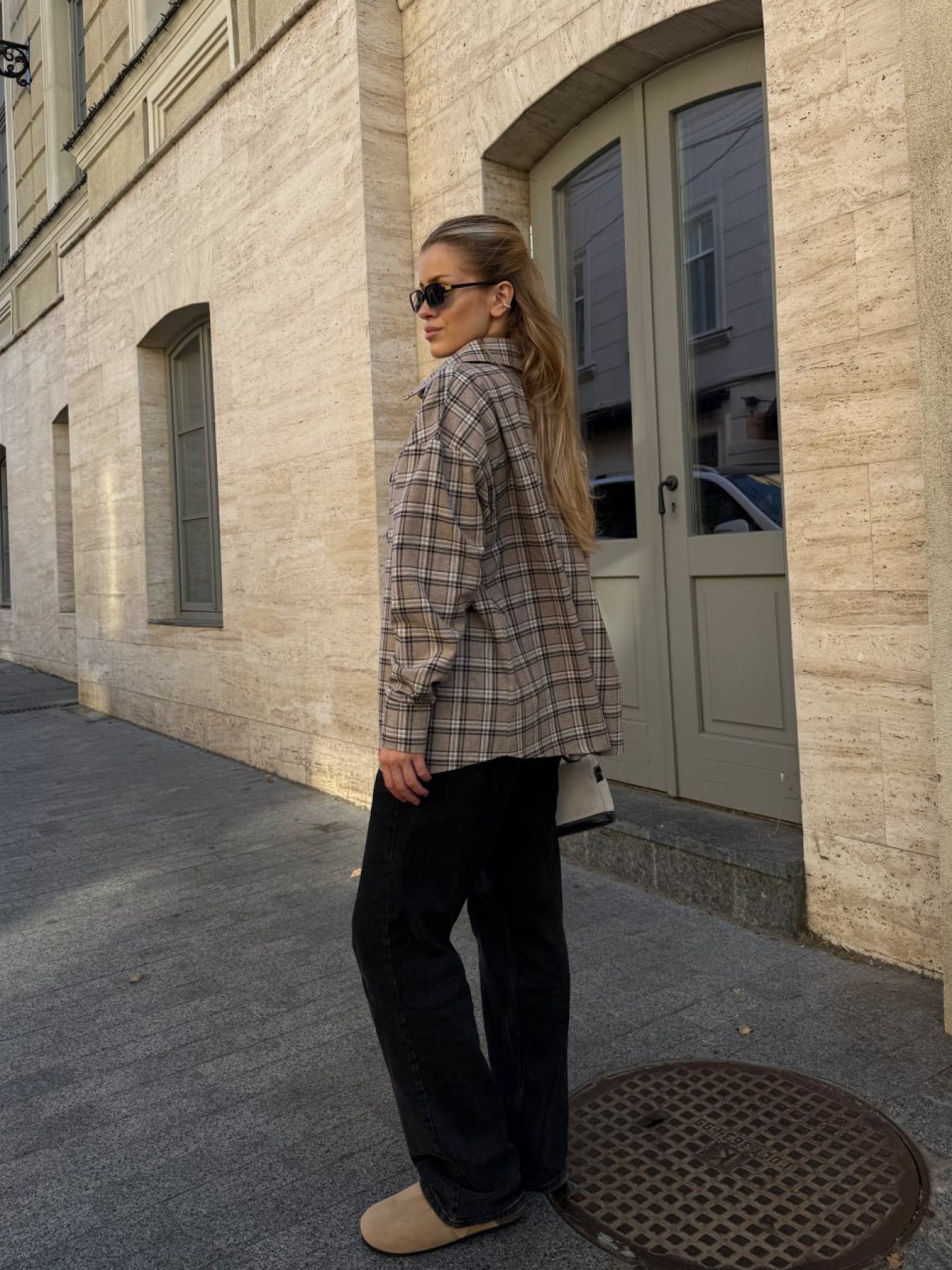 Рубашка в клетку Uaclothes модель like14743-bezhevj Рубашка в клетку Uaclothes модель like14743-bezhevj Фото