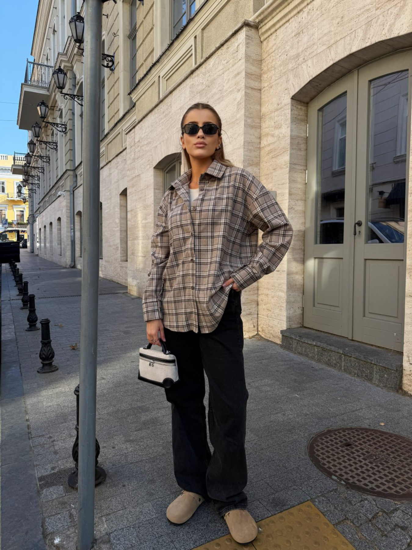 Рубашка в клетку Uaclothes модель like14743-bezhevj Рубашка в клетку Uaclothes модель like14743-bezhevj Фото