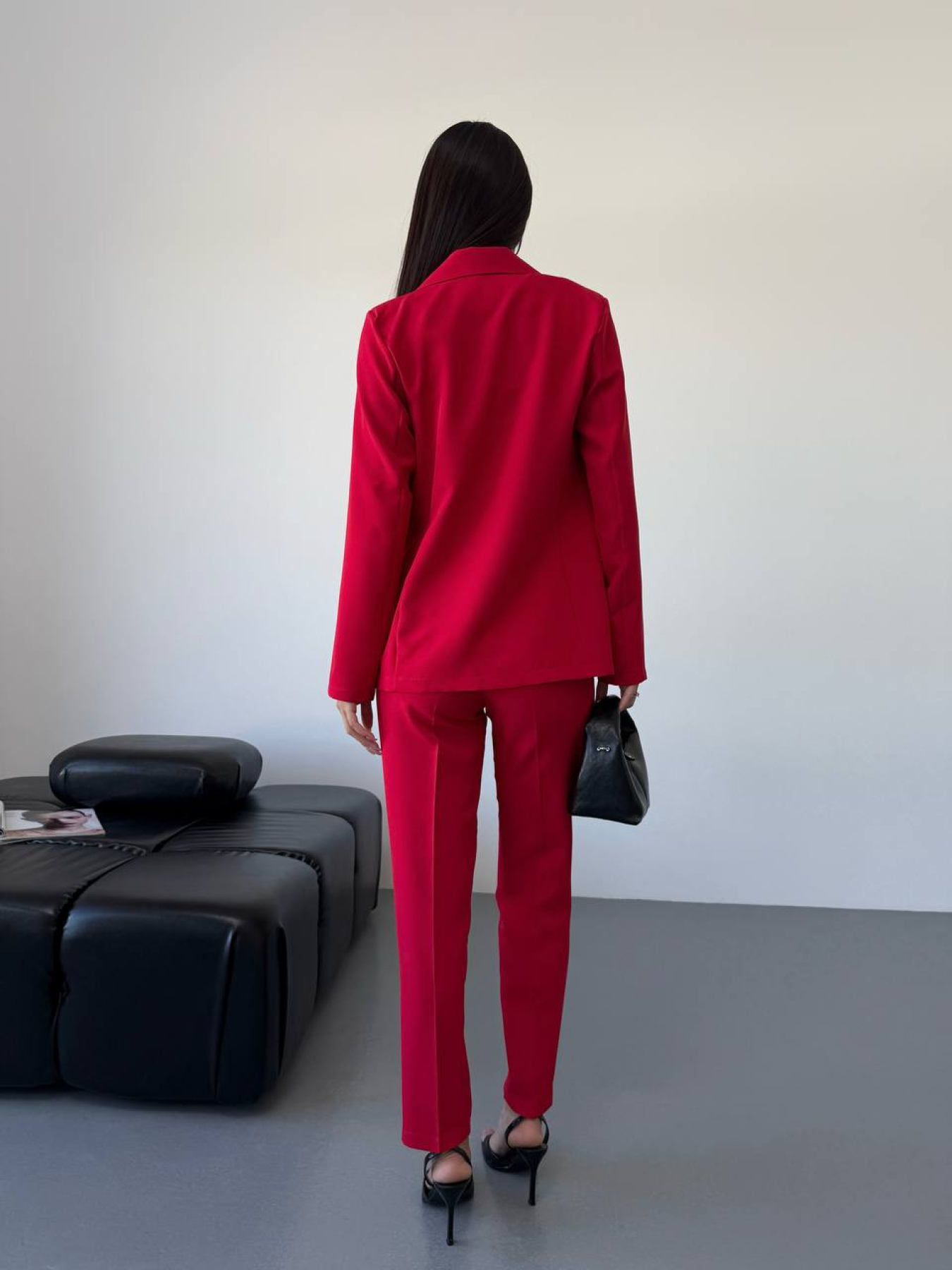 Костюмы Uaclothes модель like14651-krasnj Фото