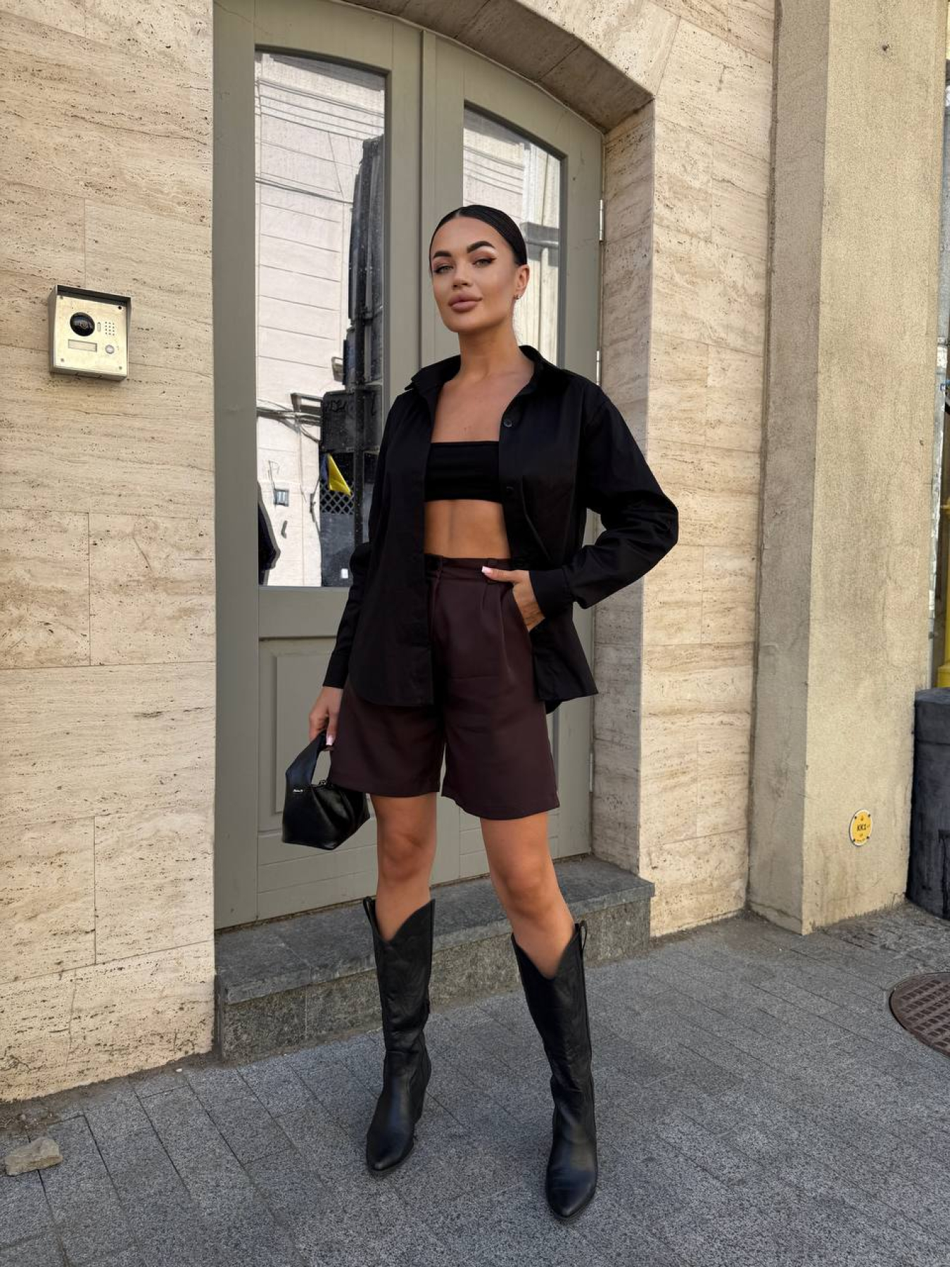 Рубашки Uaclothes модель like14594-chernj Рубашки Uaclothes модель like14594-chernj Фото