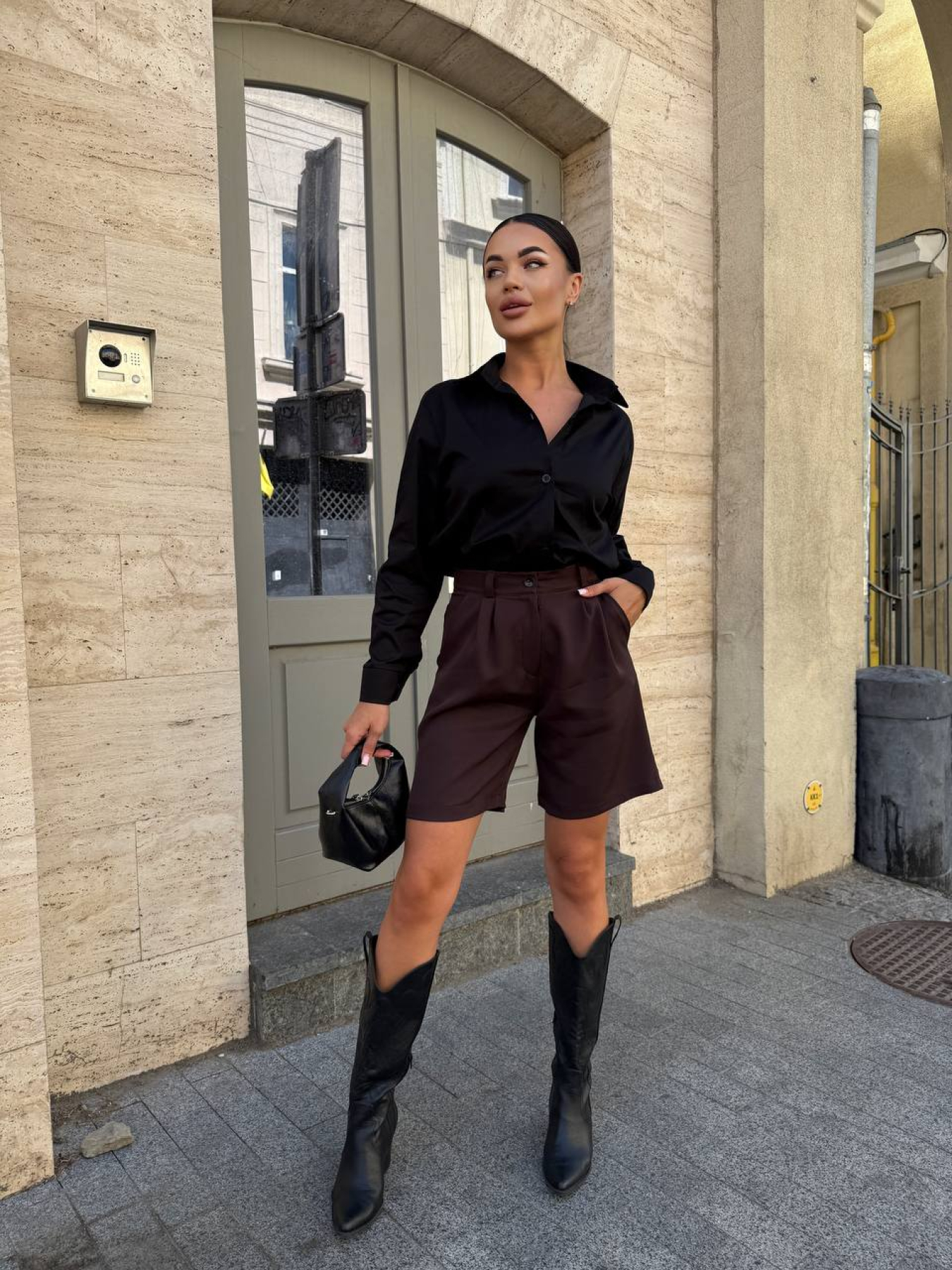 Рубашки Uaclothes модель like14594-chernj Рубашки Uaclothes модель like14594-chernj Фото