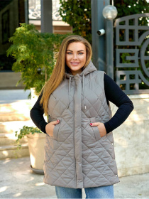 Жіноча подовжена демісезонна жилетка з капюшоном, Капучино Uaclothes (like14497) модель like14497-kofejnij Фото