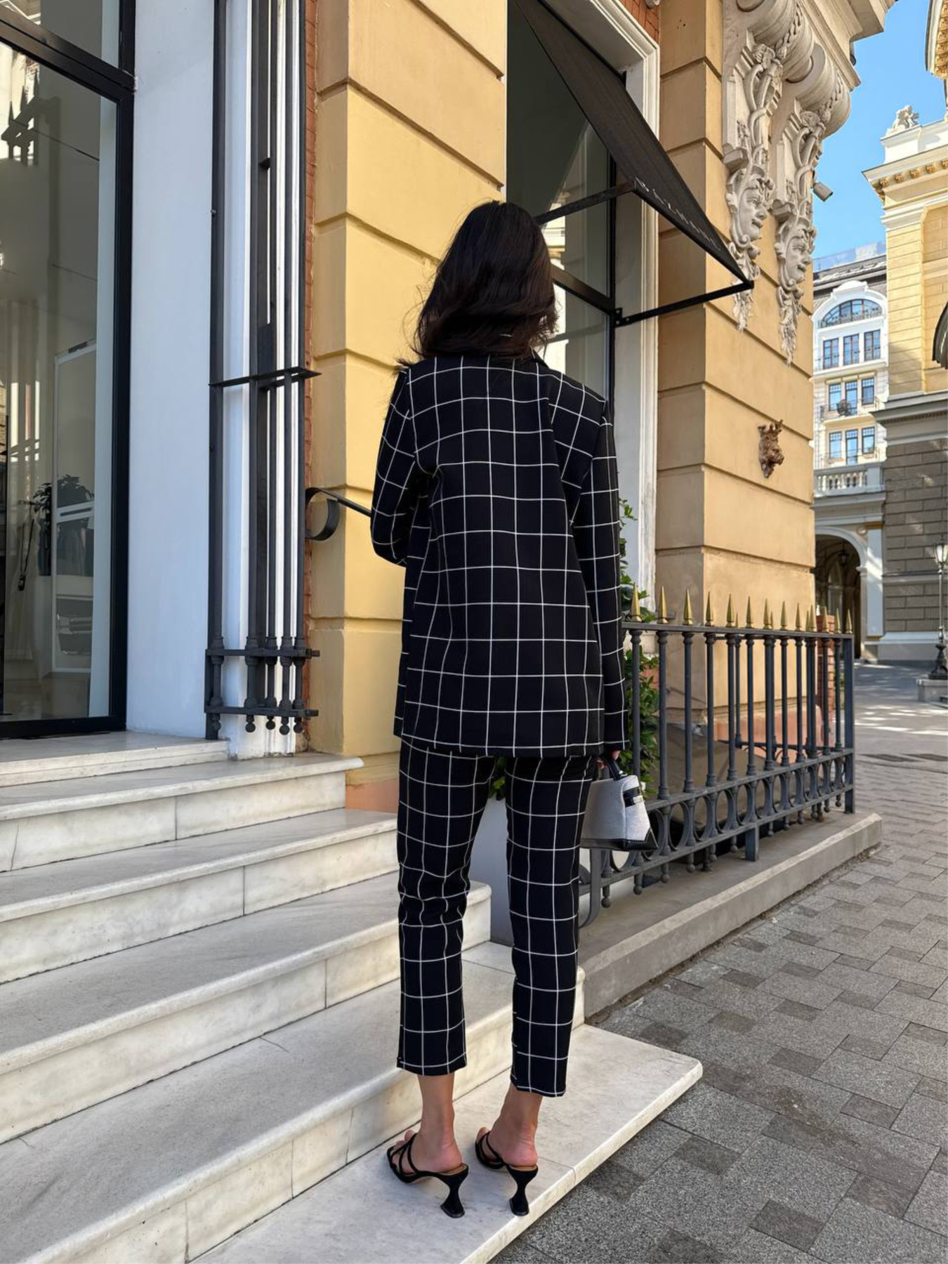 Костюмы Uaclothes модель like14488-chernj Костюмы Uaclothes модель like14488-chernj Фото