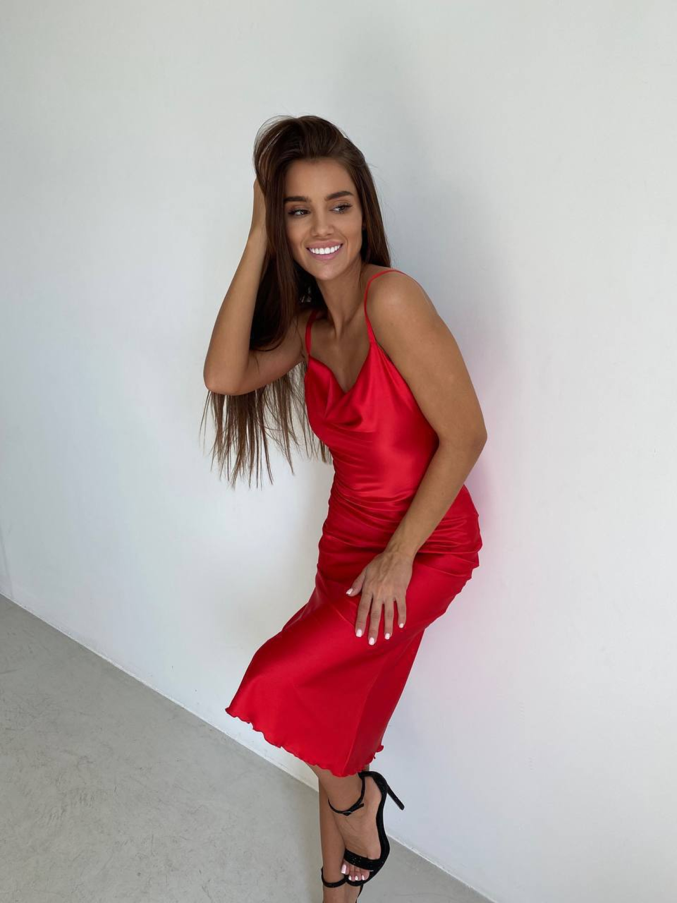 Платья Uaclothes модель like14389-krasnj Фото